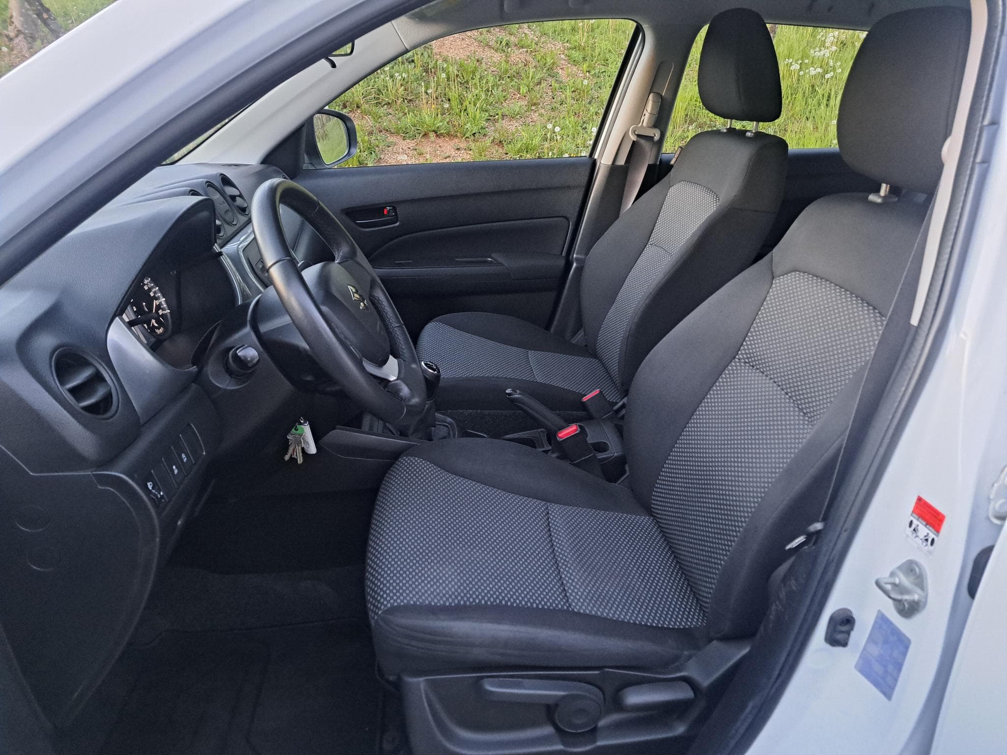 Suzuki Vitara 1.6i 4x2 120CV (2017) - Foto 13