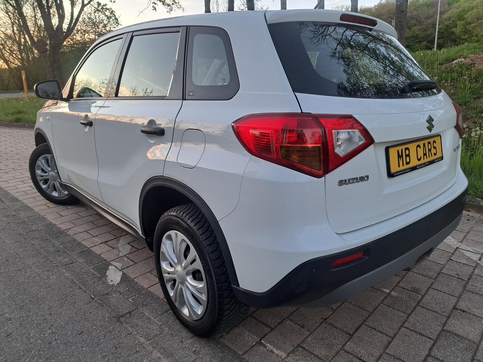 Suzuki Vitara 1.6i 4x2 120CV (2017) - Foto 3