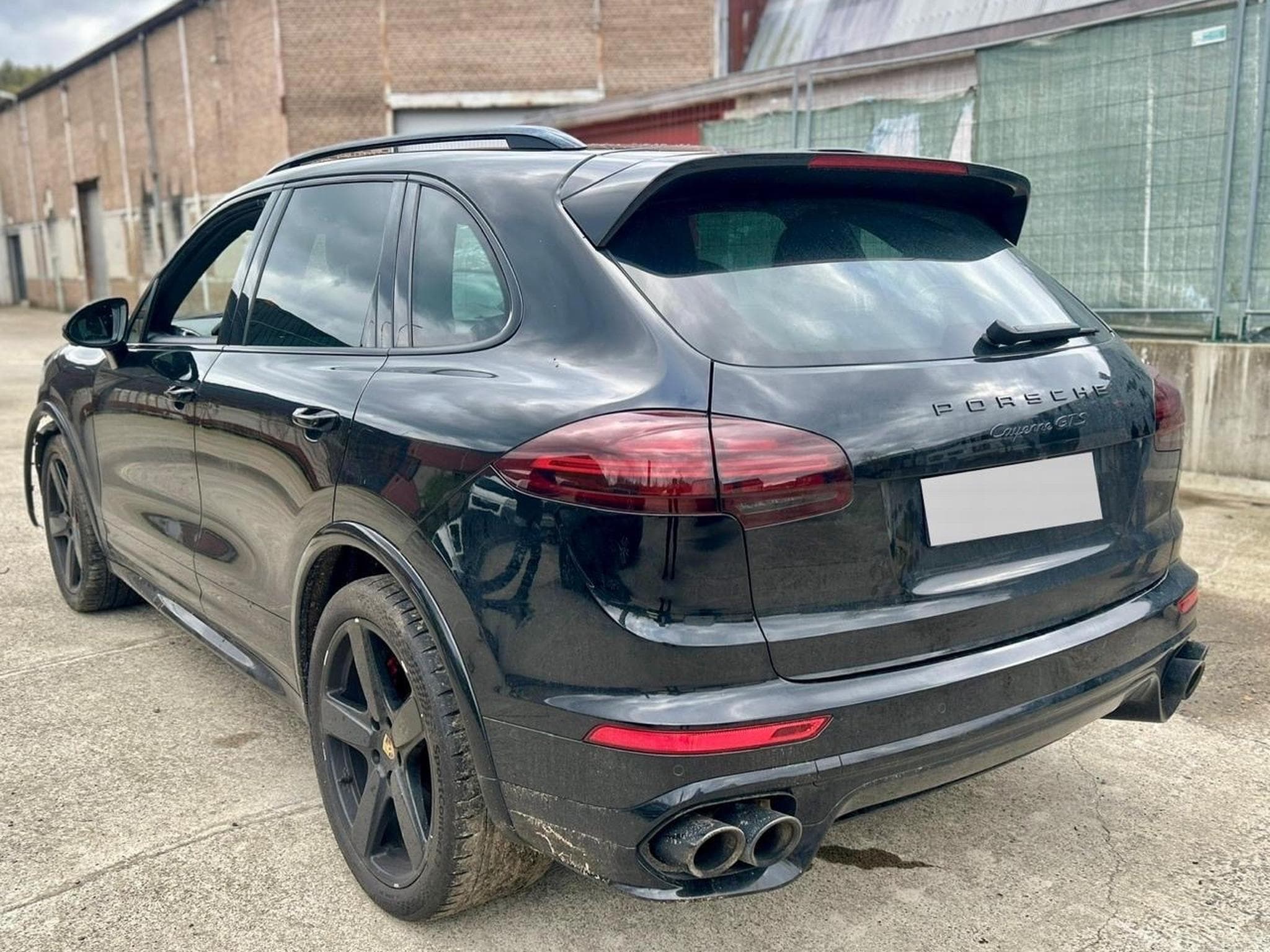 Porsche Cayenne 3.6 v6 bi Turbo gts 441ps (2016) - Photo 2