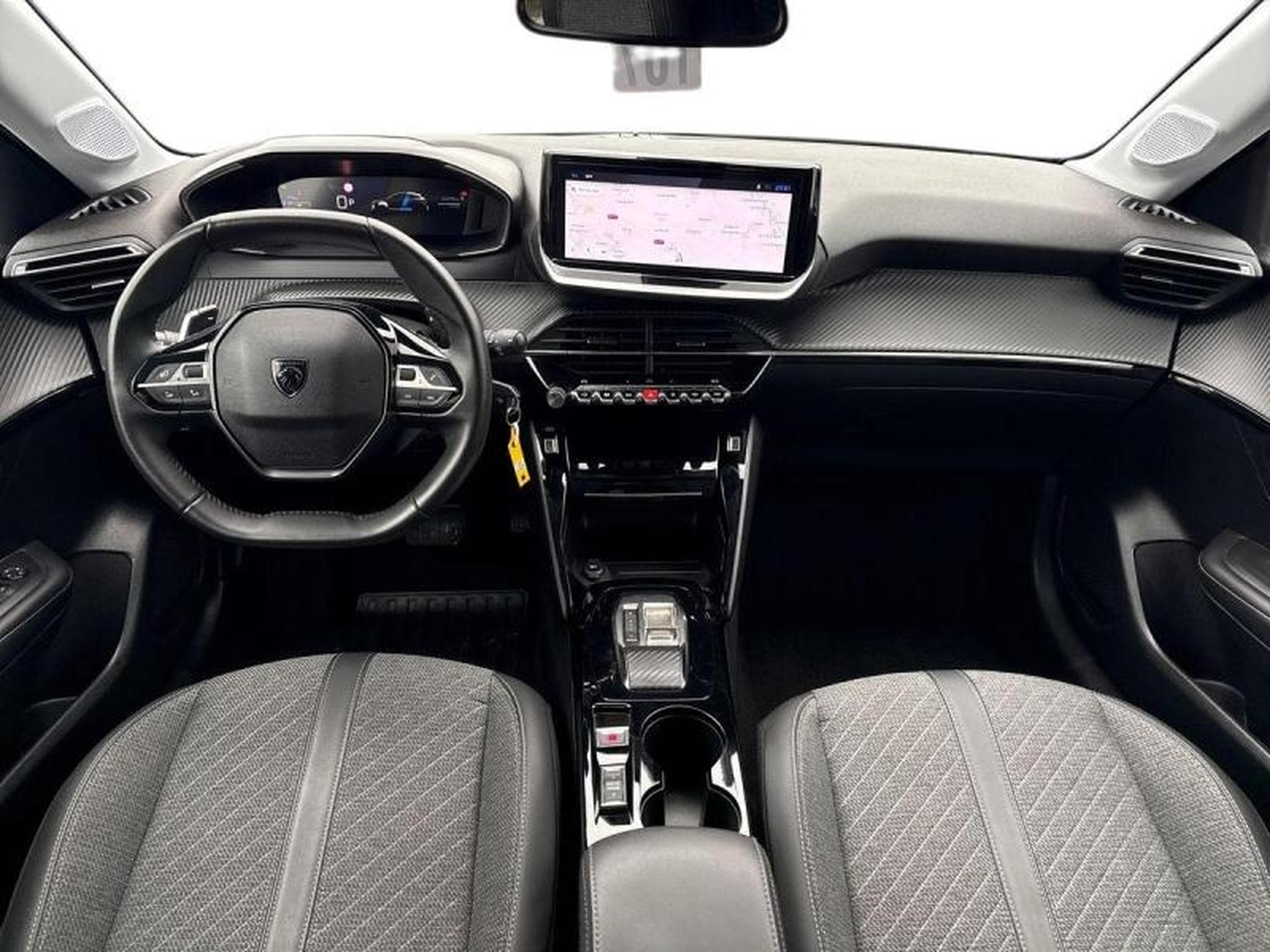 PEUGEOT 208 1.2 Hybrid 100ch Allure e-DCS6 (2024) - Photo 2