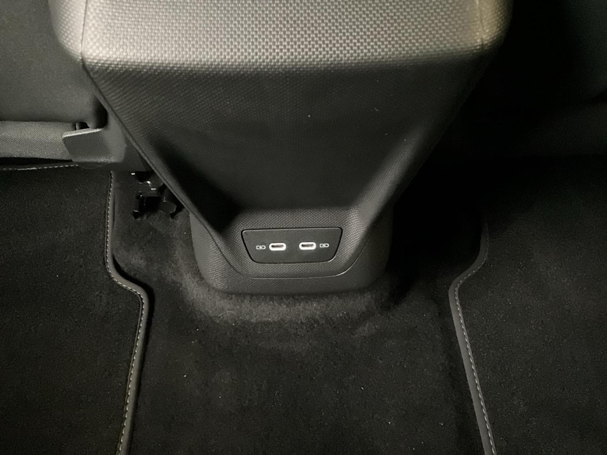 Cupra Born Zertifikat+77kWh+eBoost+LM20+P.Sennheiser (2024) - Foto 19