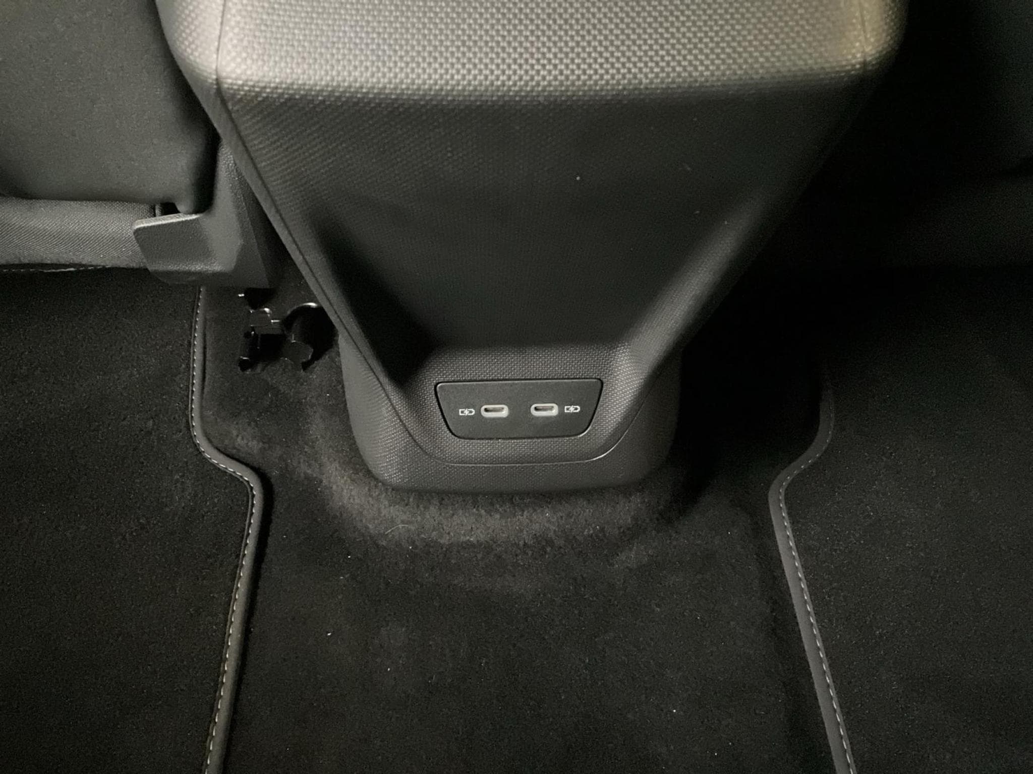 Cupra Born Zertifikat+77kWh+eBoost+LM20+P.Sennheiser (2024) - Foto 22