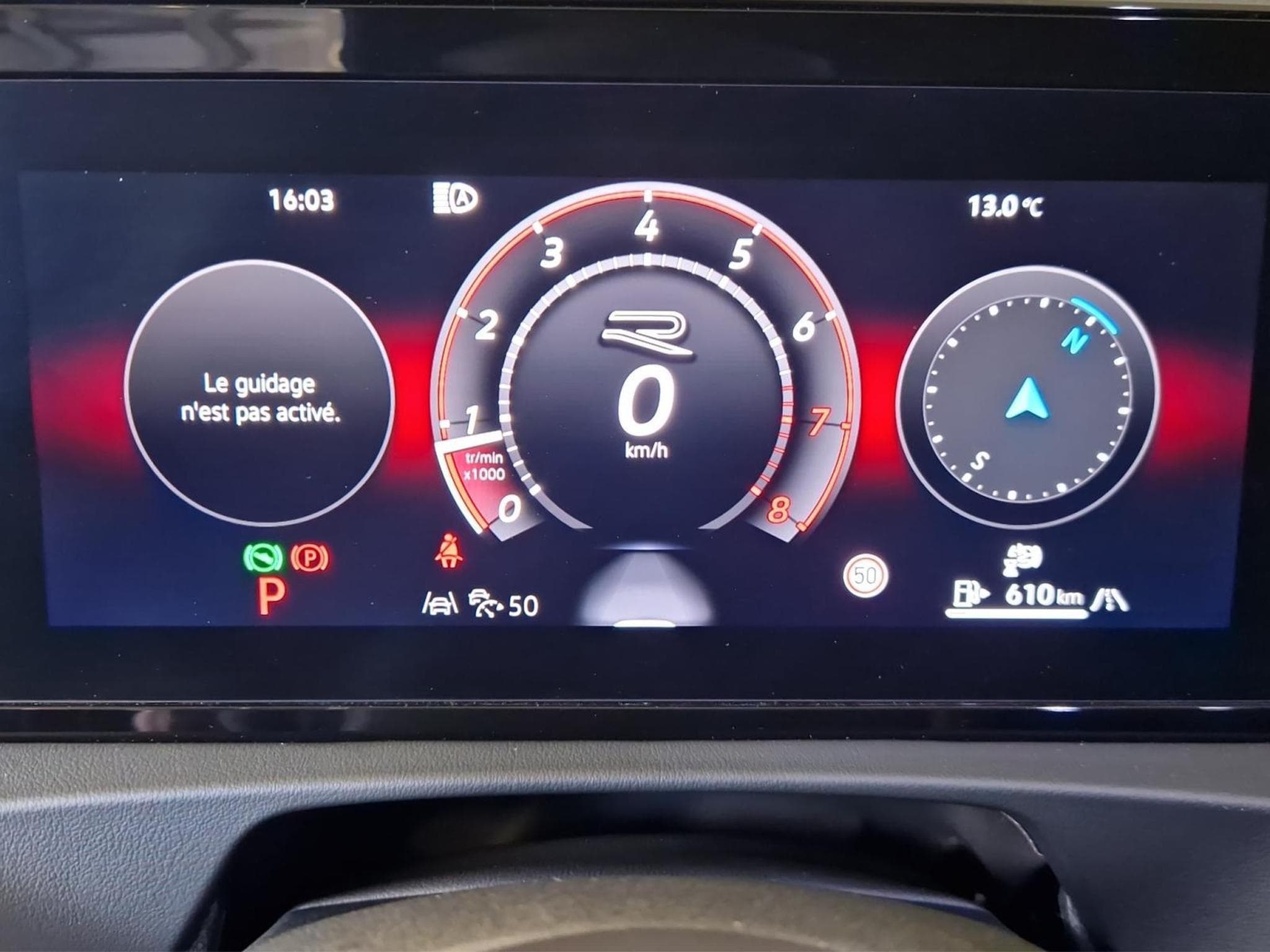 VW Tiguan R-LINE (2025) - Foto 11