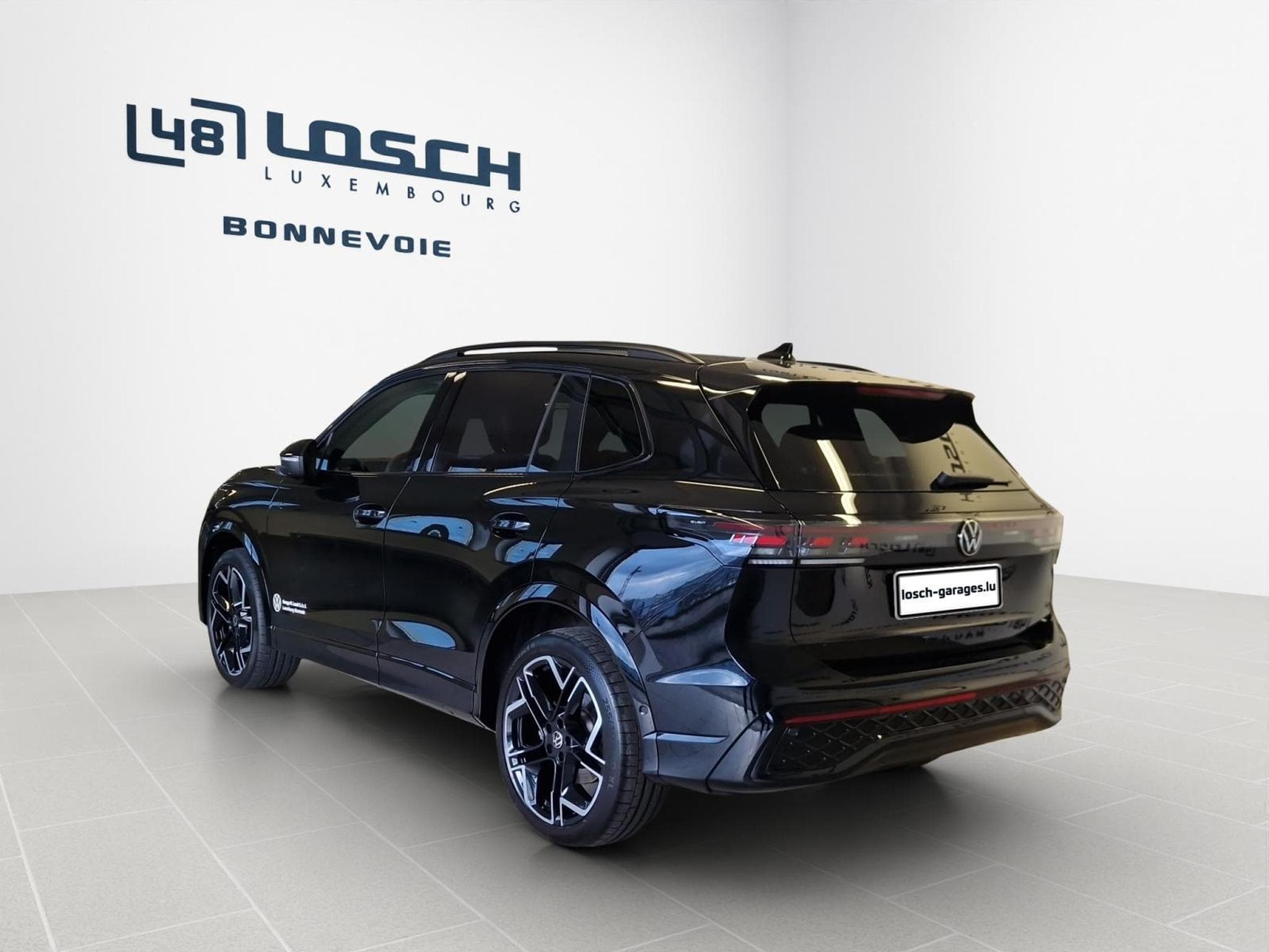 VW Tiguan R-LINE (2025) - Foto 6