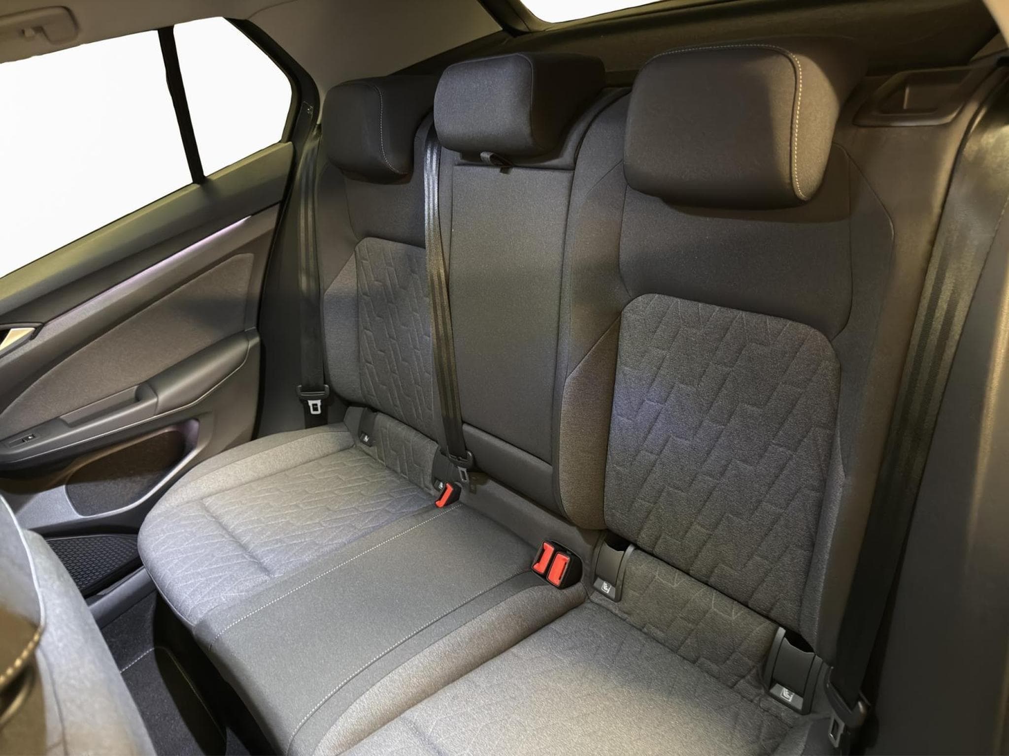 VW Golf LIFE (2026) - Photo 16