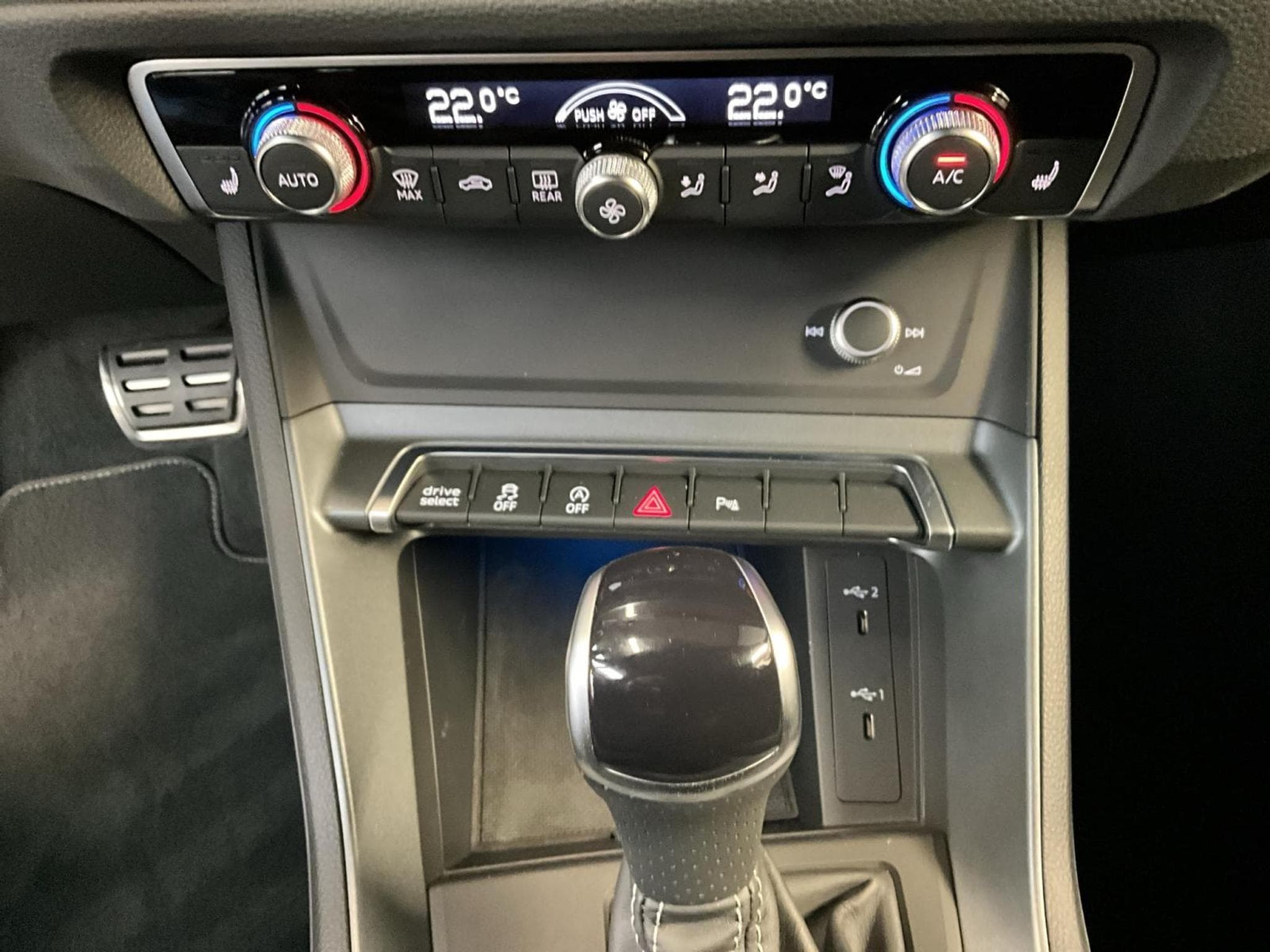 Audi Q3 SB+S-Line+35TDI+S-Tronic (2024) - Photo 12