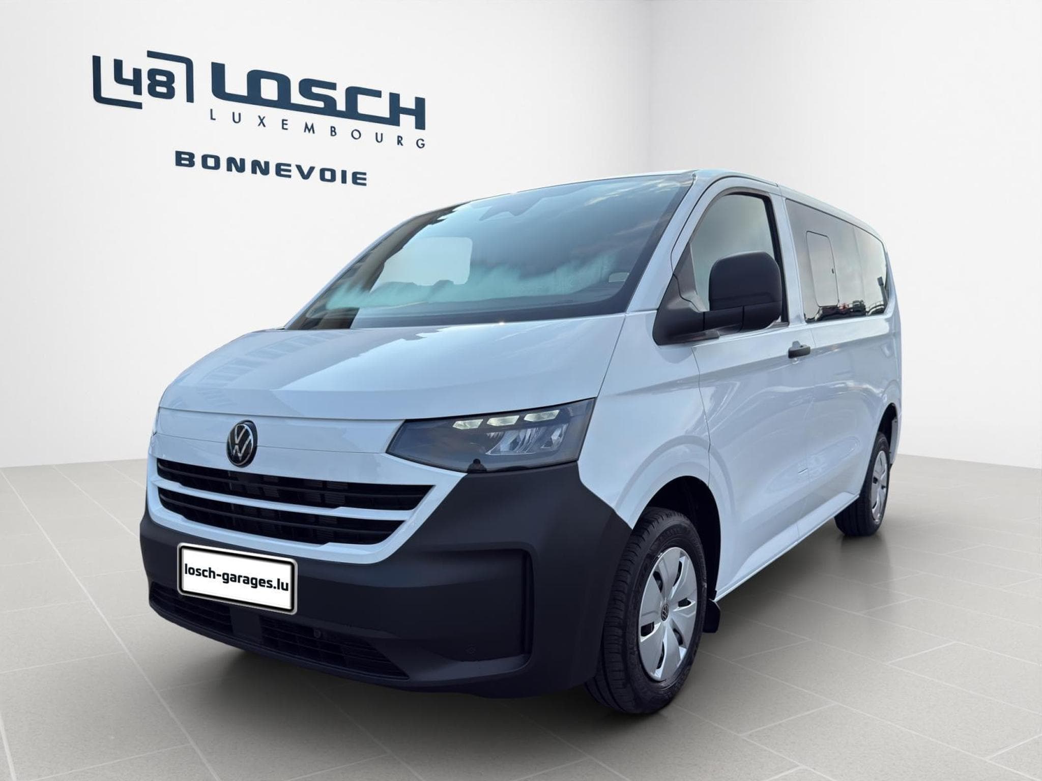 VW Caravelle COURT (2026) - Photo 1