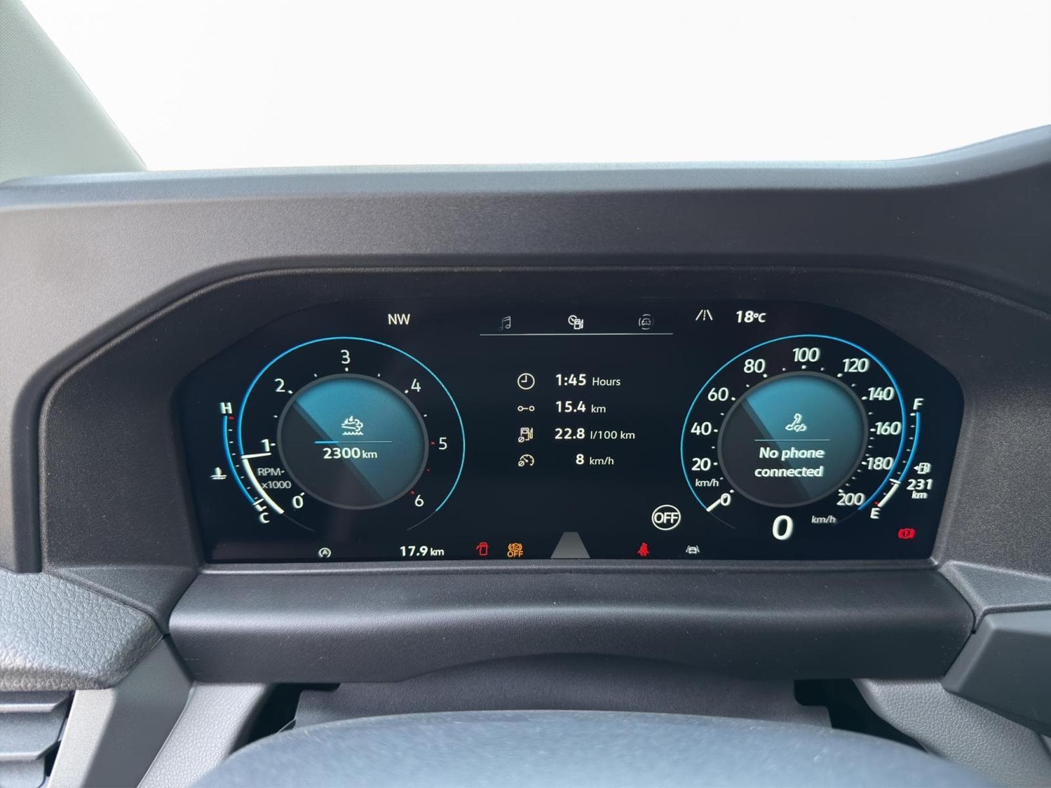 VW Caravelle COURT (2026) - Photo 11