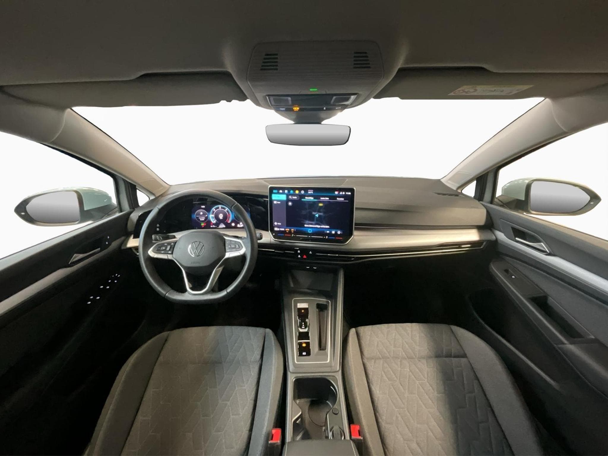 VW Golf Life+DSG+LED+NAVI (2025) - Photo 2