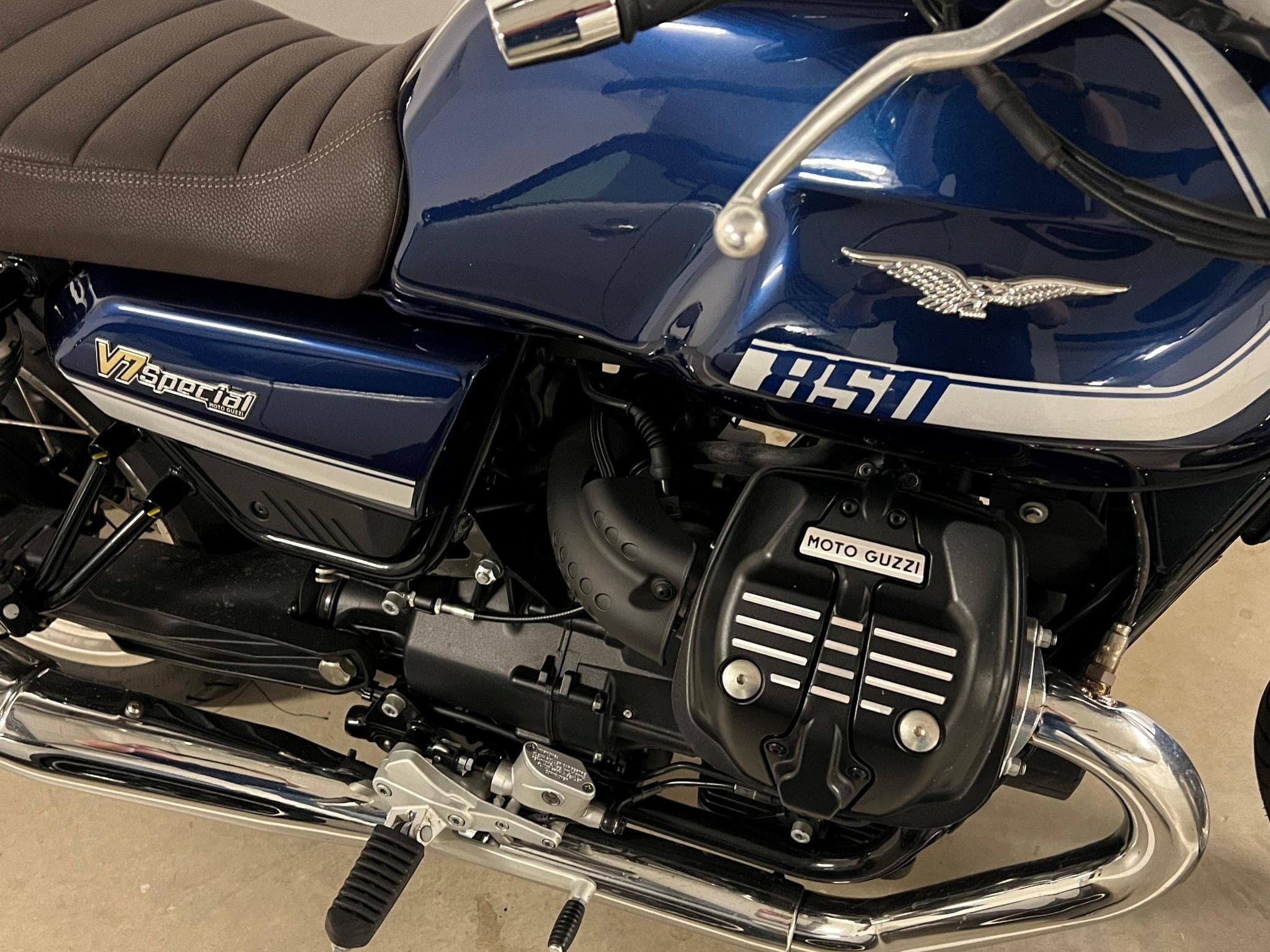 Moto Guzzi V7 Special (2022) - Foto 2