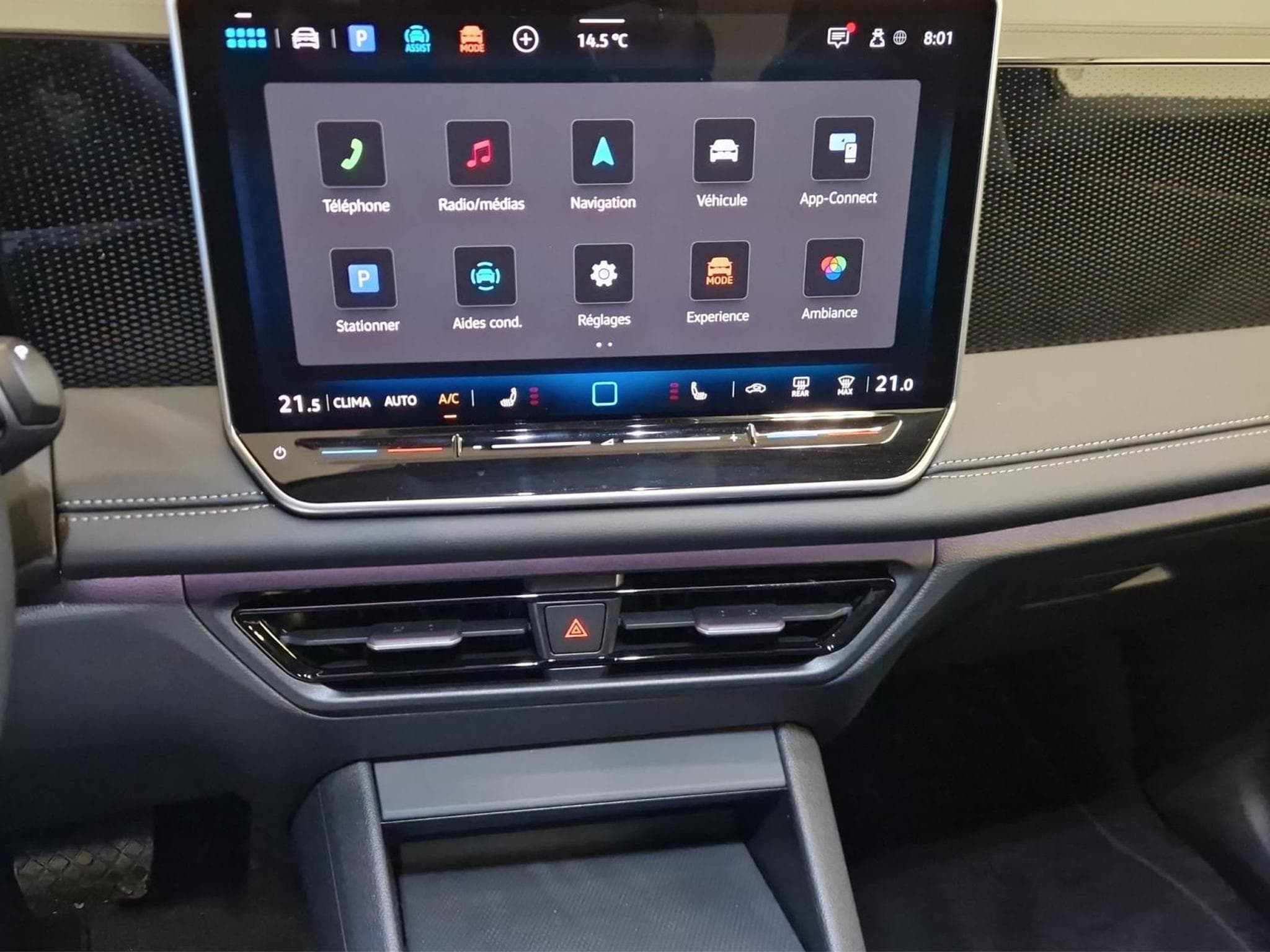 VW Tiguan LIFE (2026) - Foto 13