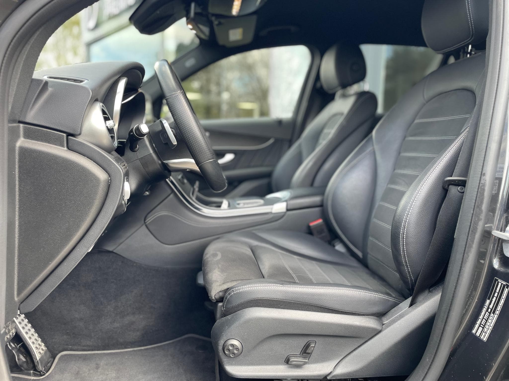 Mercedes GLC 400 D 4Matic 9G-Tronic (2019) - Foto 7