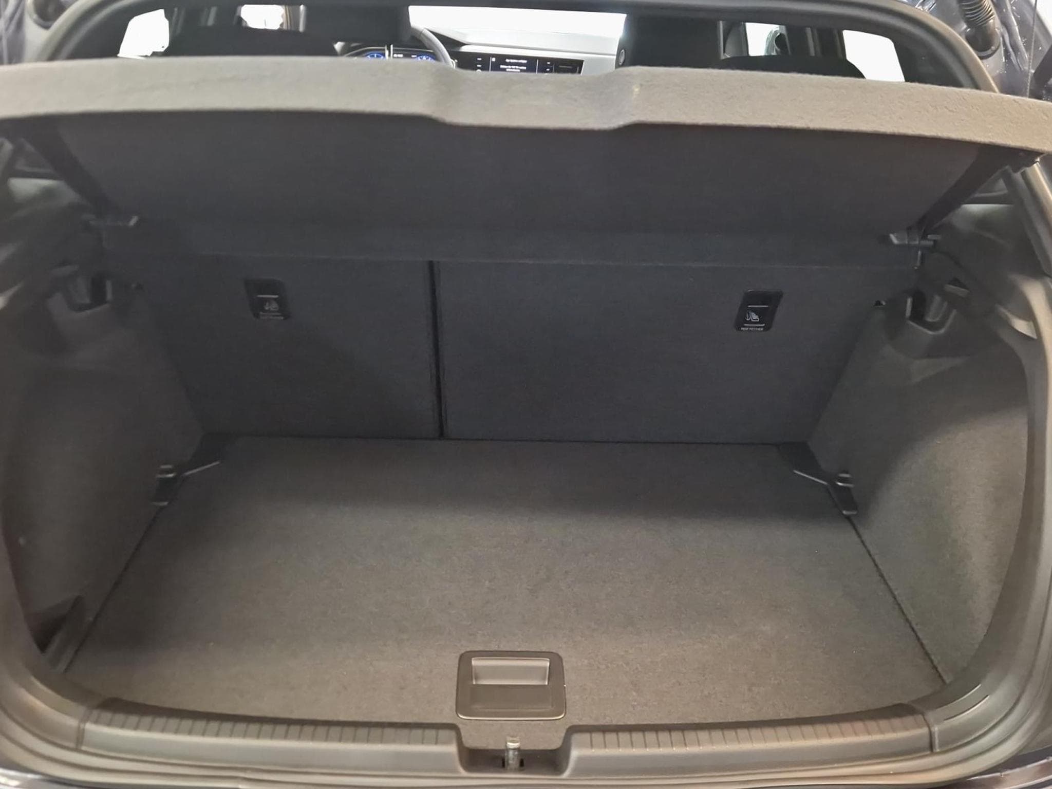 VW Polo R-LINE (2026) - Foto 16