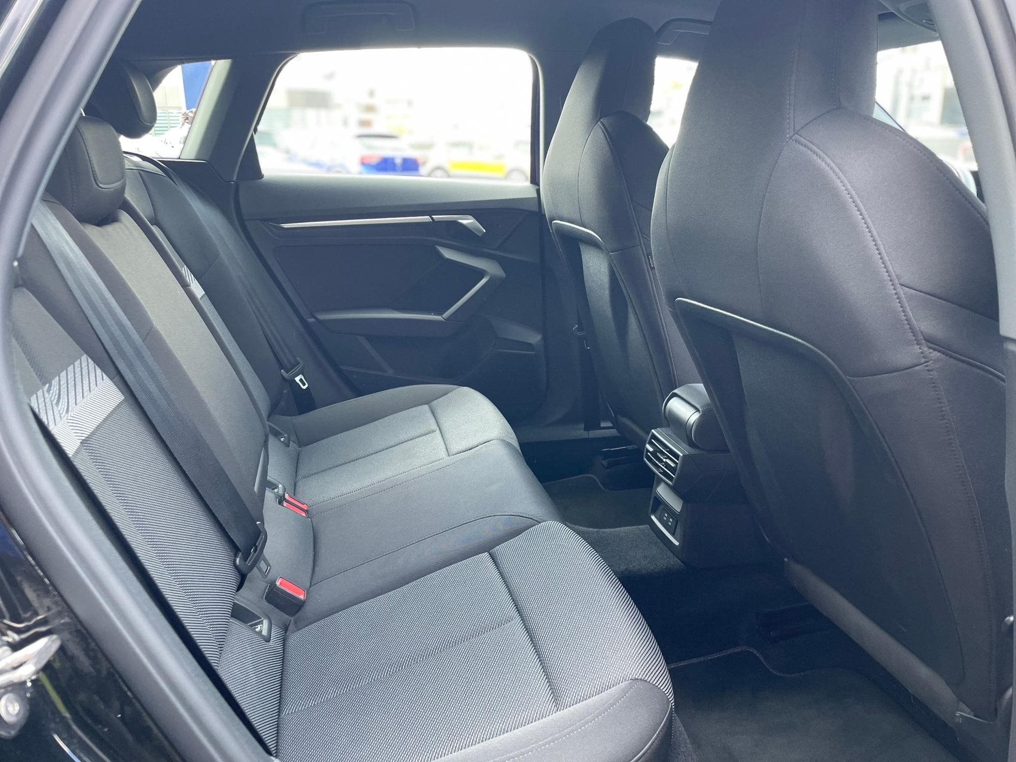 Audi A3 Sportback 35 TFSI S-tronic S line (2022) - Foto 5