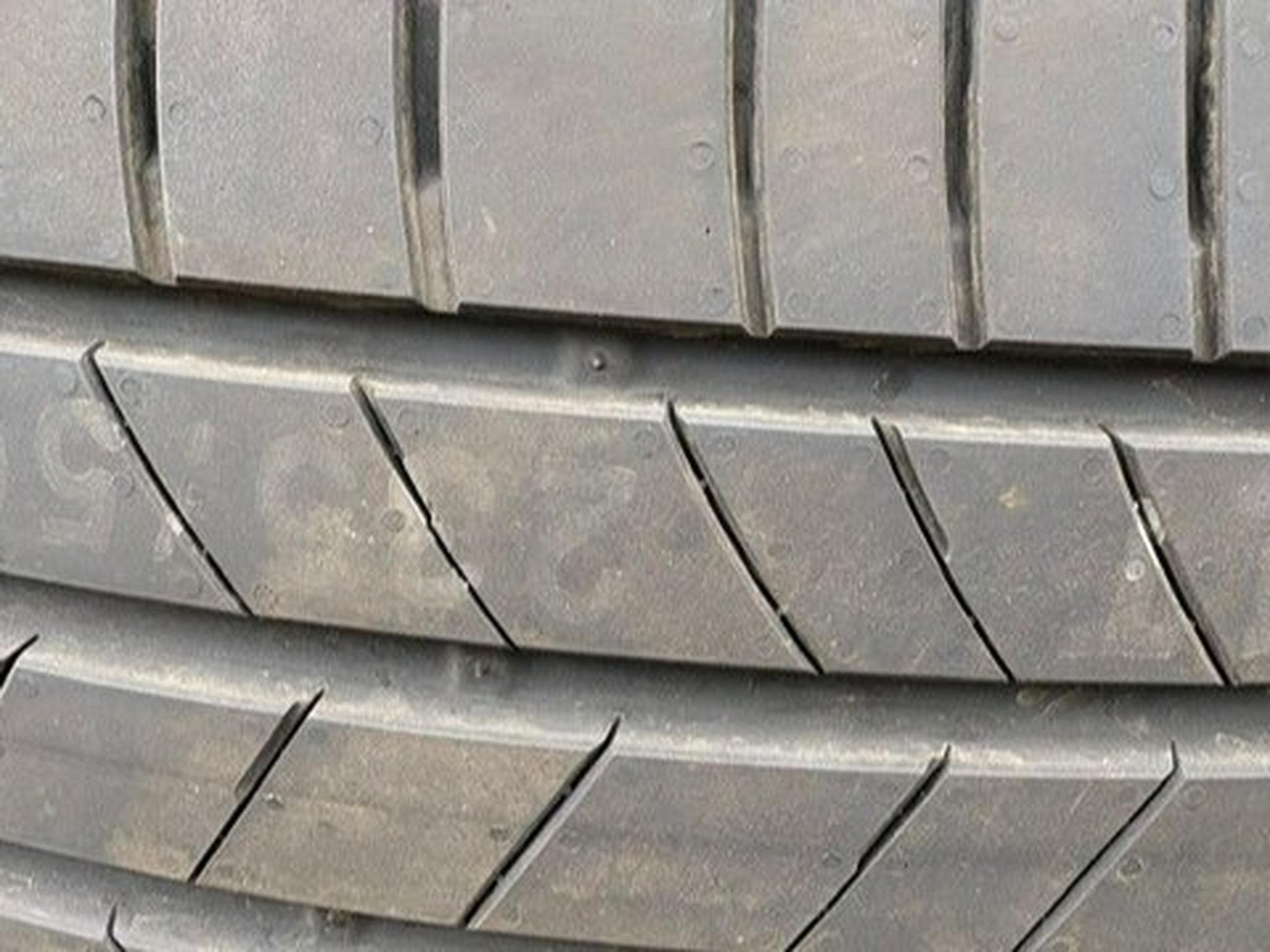 pneus – 18 - Photo 2