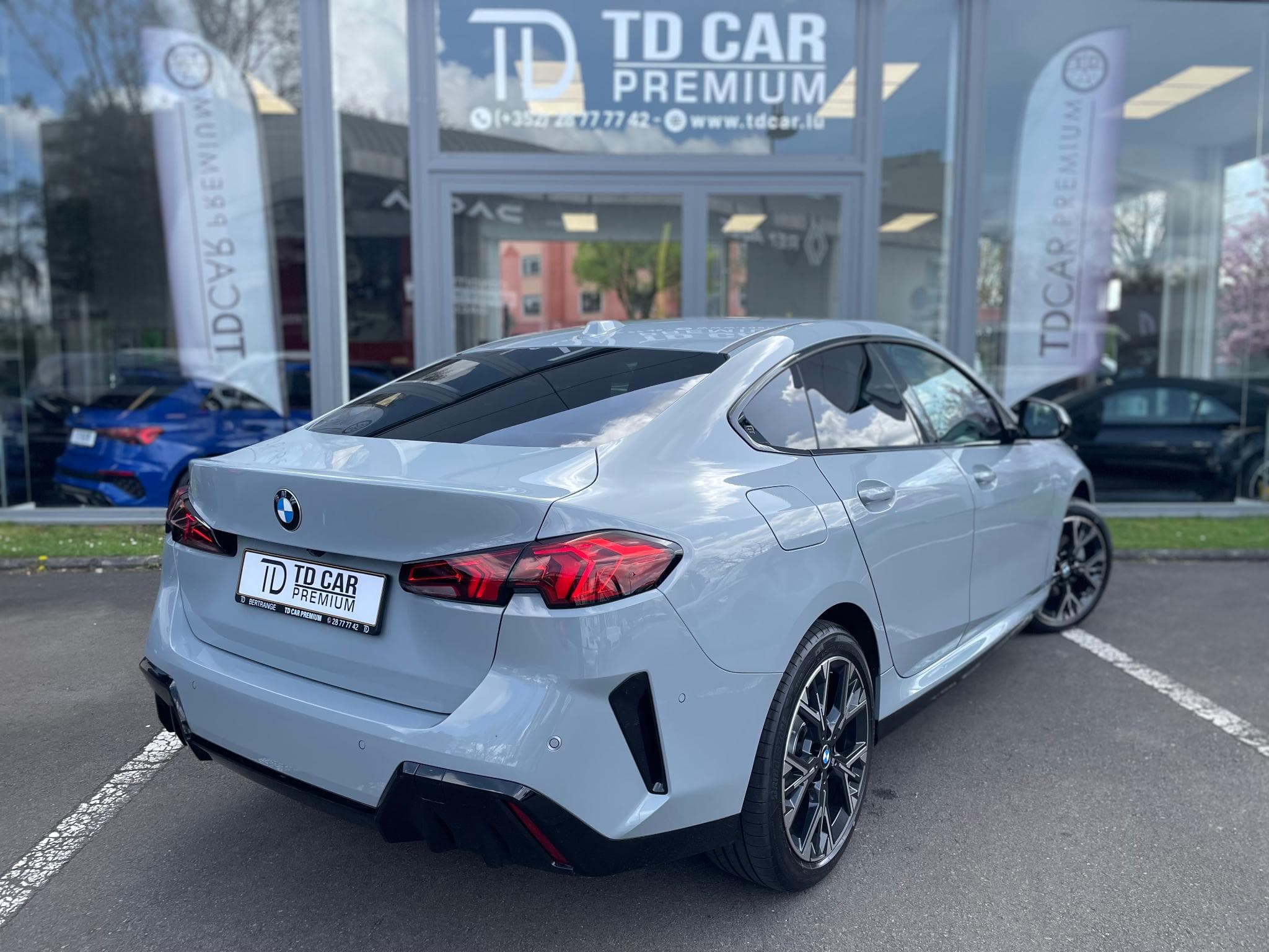 BMW 220i Gran Coupé i Pack M Auto (2026) - Foto 17