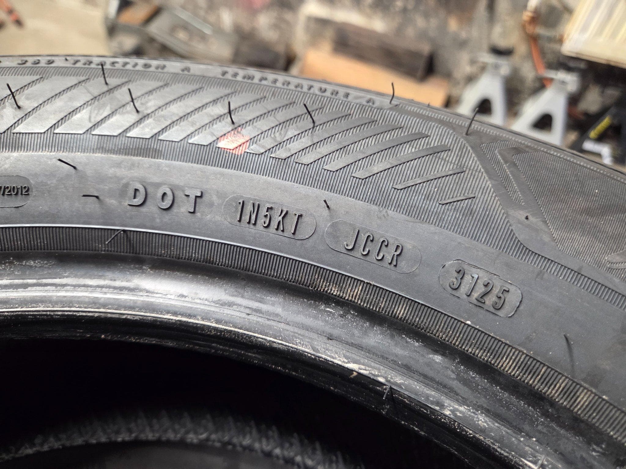 pneus – 17 - Photo 3