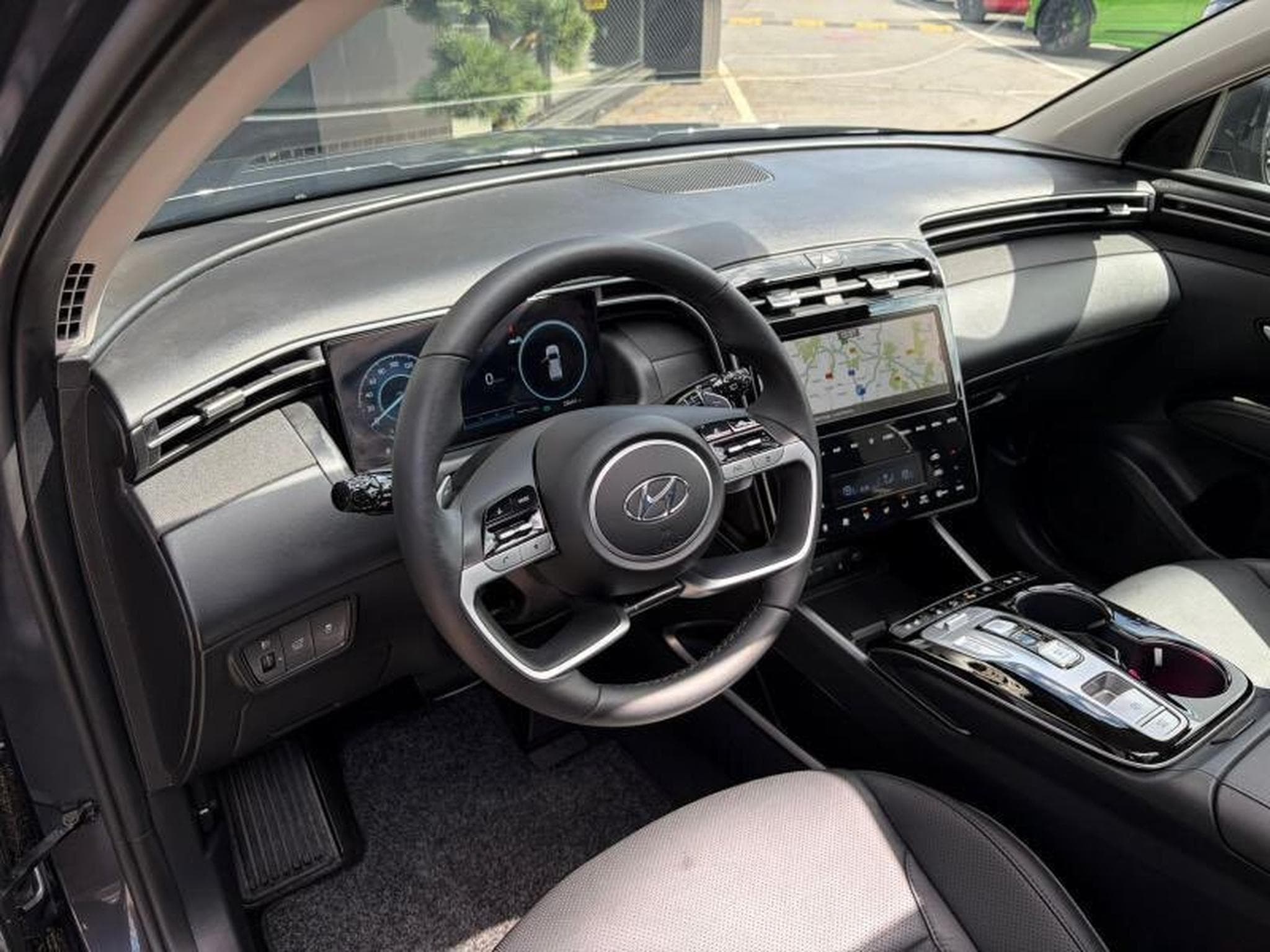 Hyundai Tucson IX35 1.6L 150CV (2022) - Photo 5