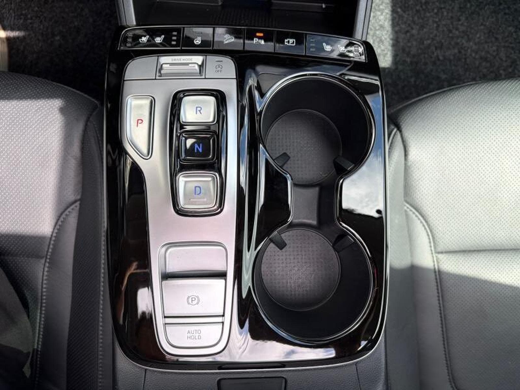 Hyundai Tucson IX35 1.6L 150CV (2022) - Photo 6