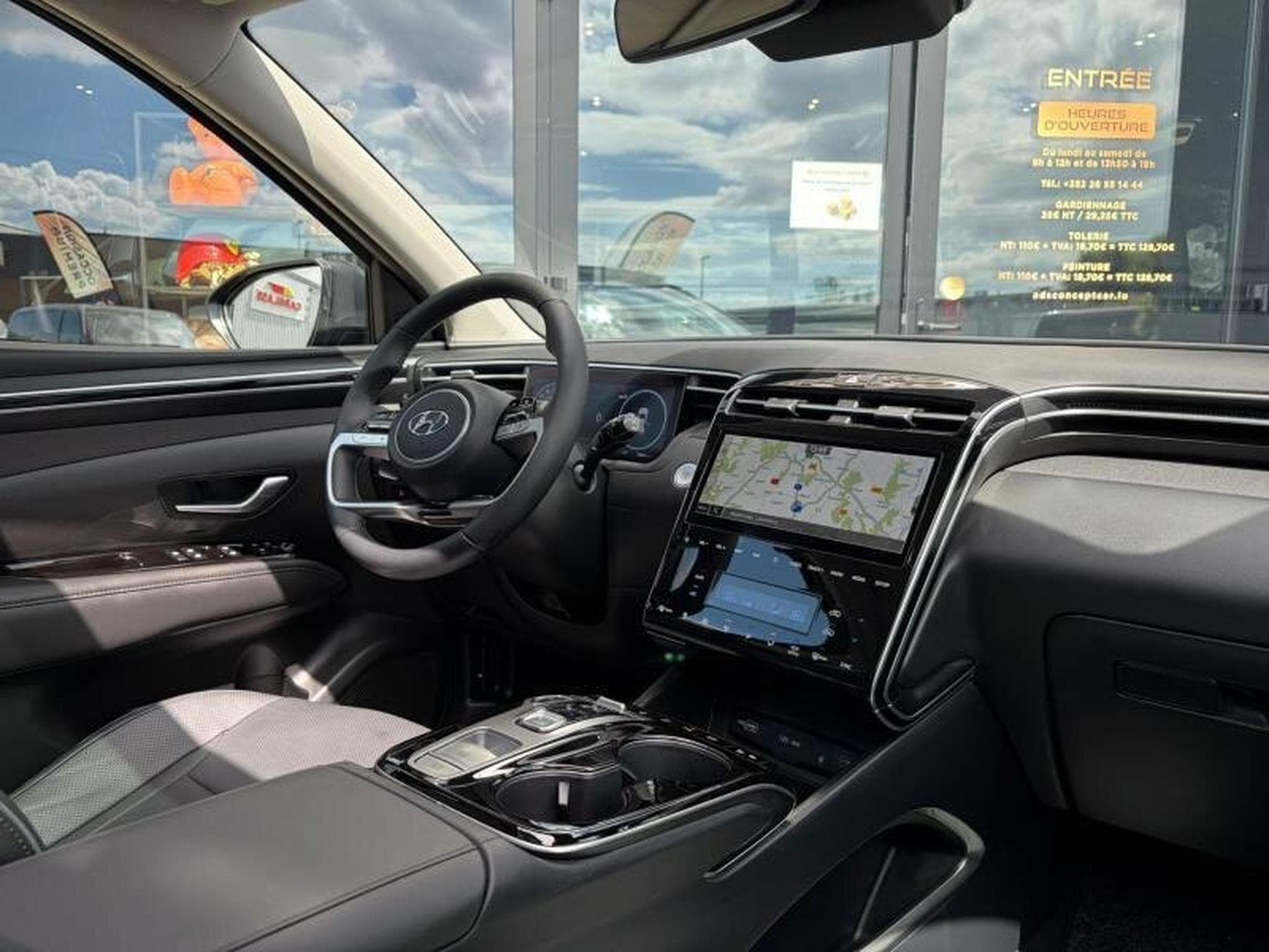 Hyundai Tucson IX35 1.6L 150CV (2022) - Photo 7