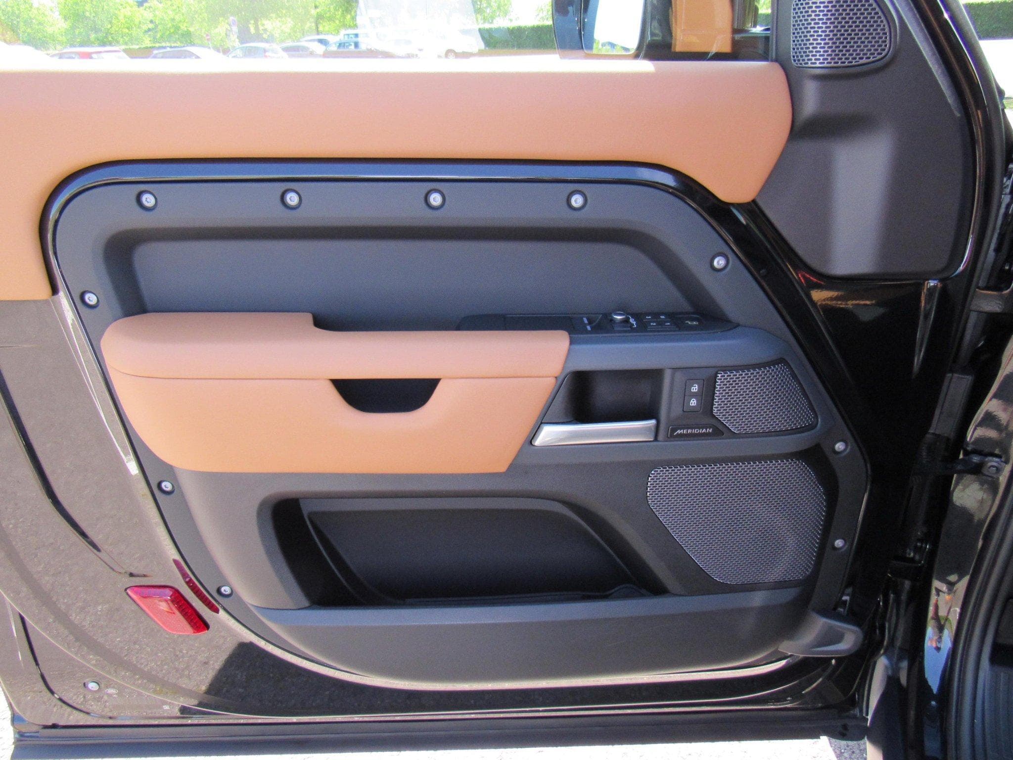 Land-Rover Defender Defender 90 3.0 D250 X-Dynamic HSE (2022) - Photo 10