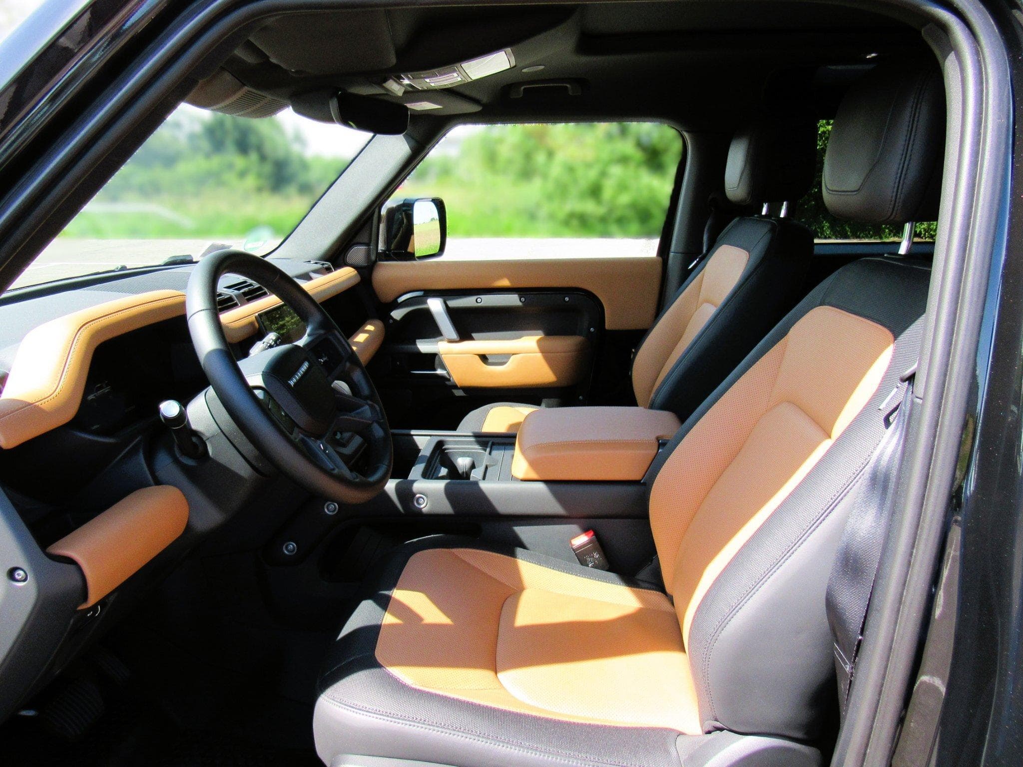 Land-Rover Defender Defender 90 3.0 D250 X-Dynamic HSE (2022) - Photo 7