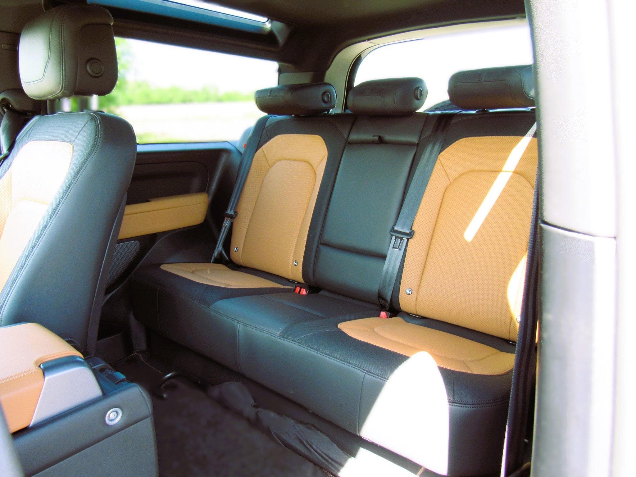 Land-Rover Defender Defender 90 3.0 D250 X-Dynamic HSE (2022) - Photo 8