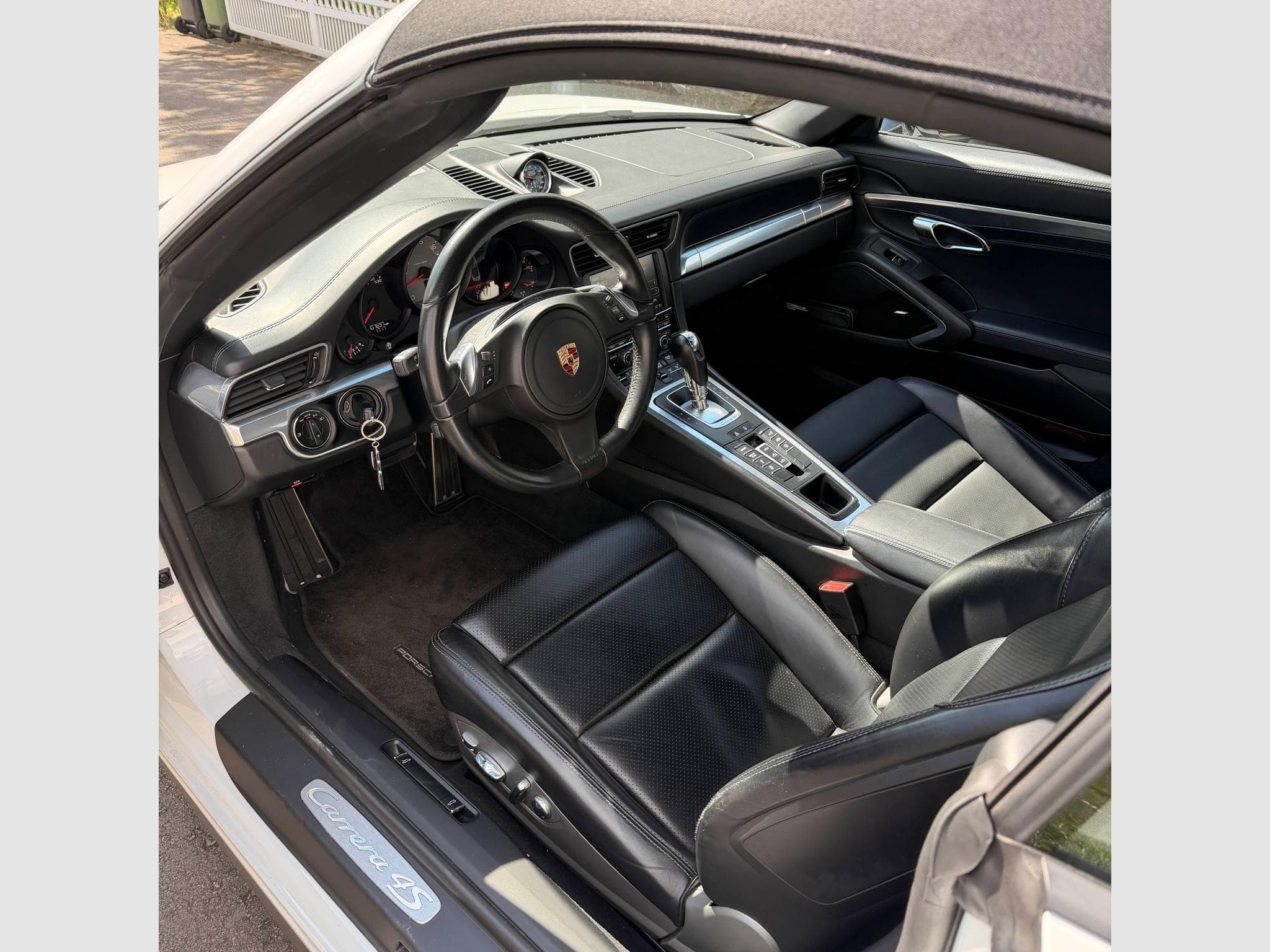 Porsche 991 991.1 Cabriolet 4S (2013) - Photo 8