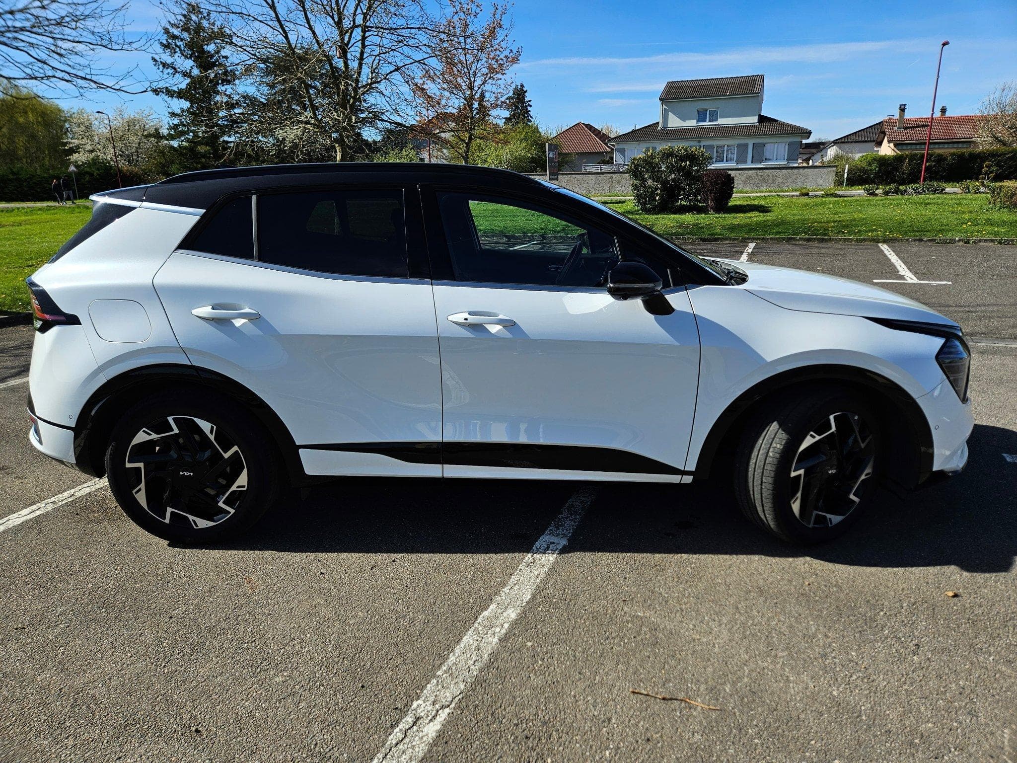 Kia Sportage PHEV GT Line AWD (Hybride-Rechargeable) (2022) - Foto 2