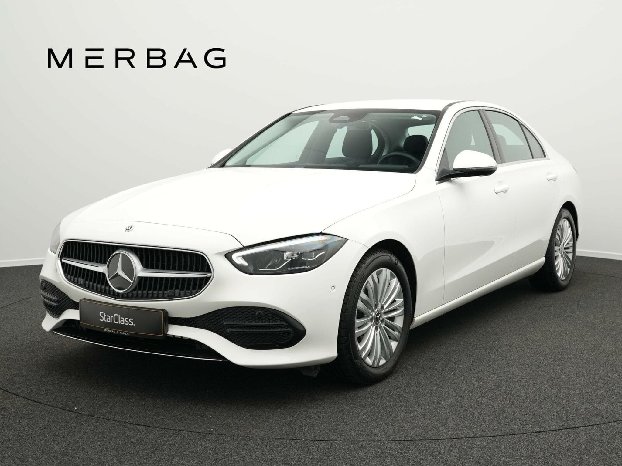 Mercedes C 180 Avantgarde LED+Kamera+Totw+Memo (2024) - Photo 1