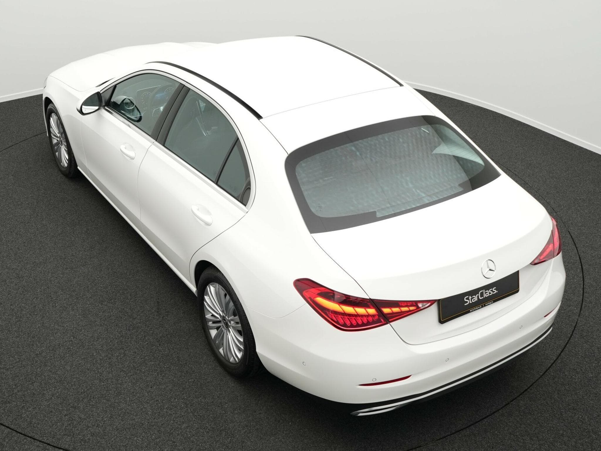 Mercedes C 180 Avantgarde LED+Kamera+Totw+Memo (2024) - Photo 13