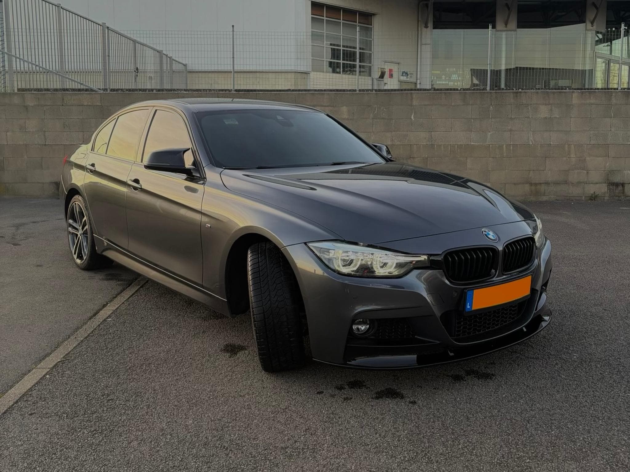 BMW 330 Pack M (2018) - Photo 4