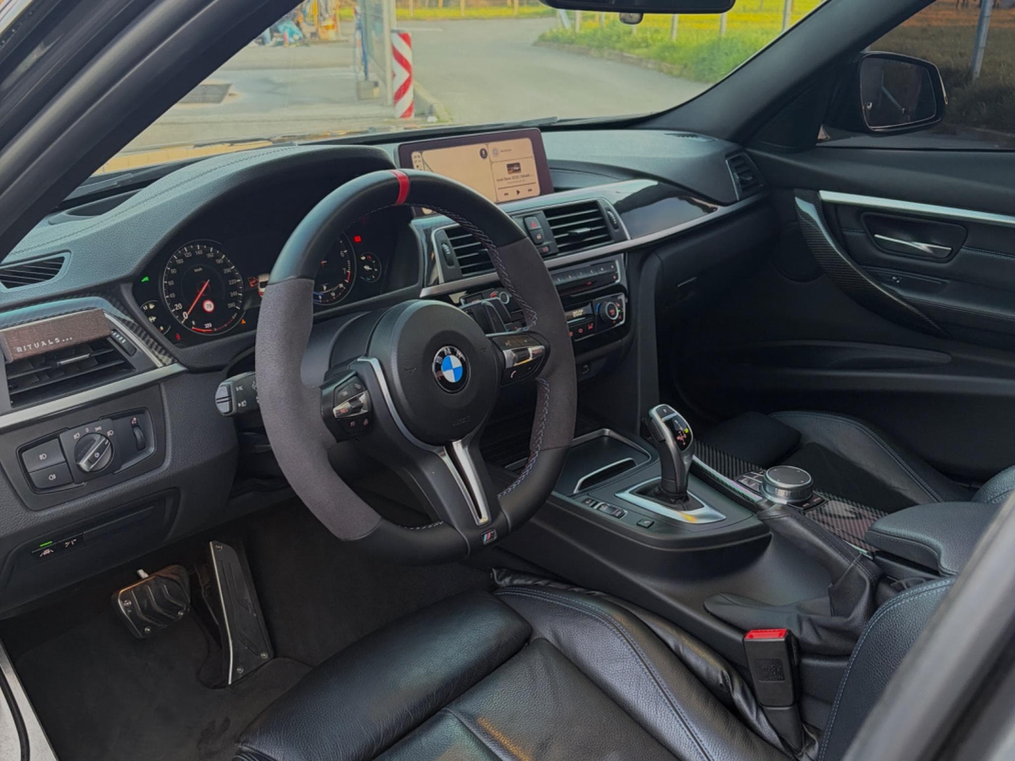 BMW 330 Pack M (2018) - Photo 5