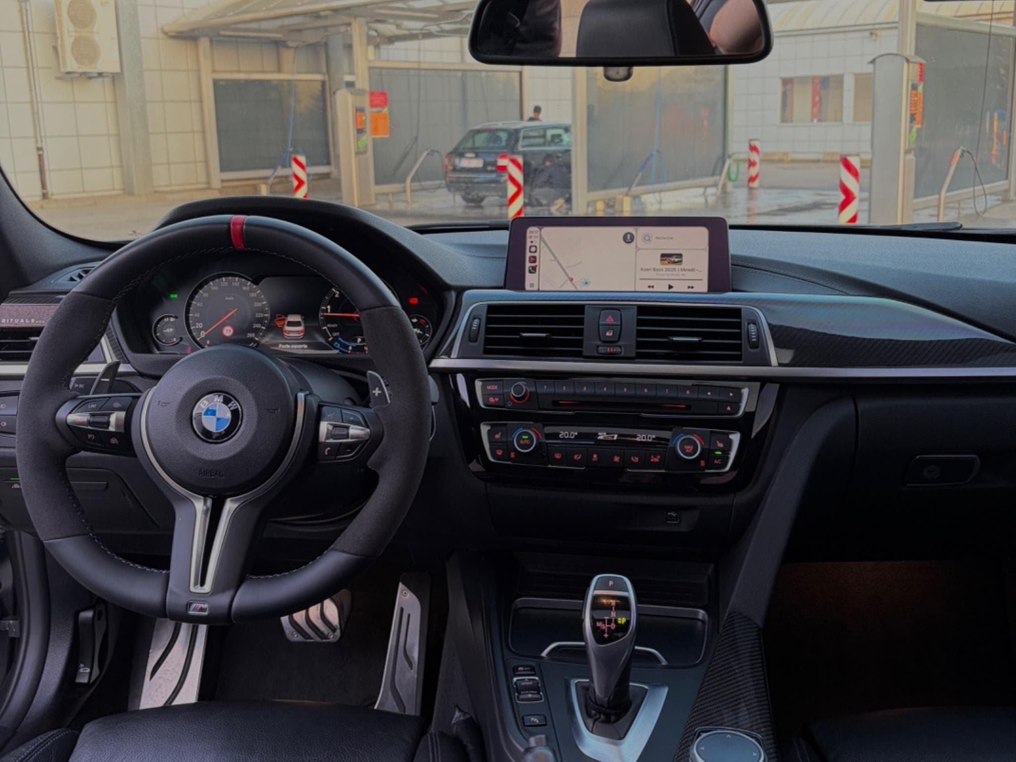 BMW 330 Pack M (2018) - Photo 8