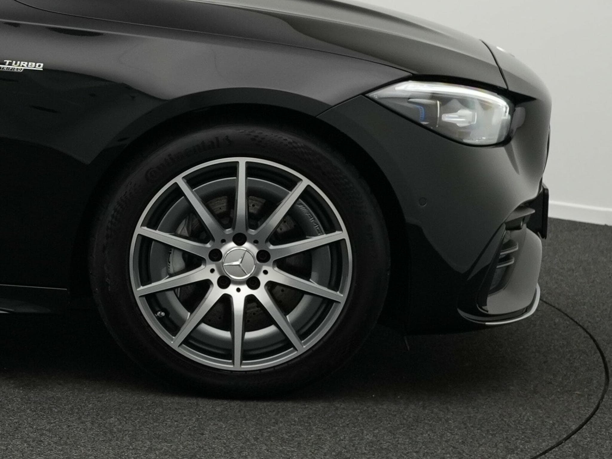 Mercedes C 43 AMG 4MATIC Digital+Pano+360°+Memo+Distr (2024) - Photo 8