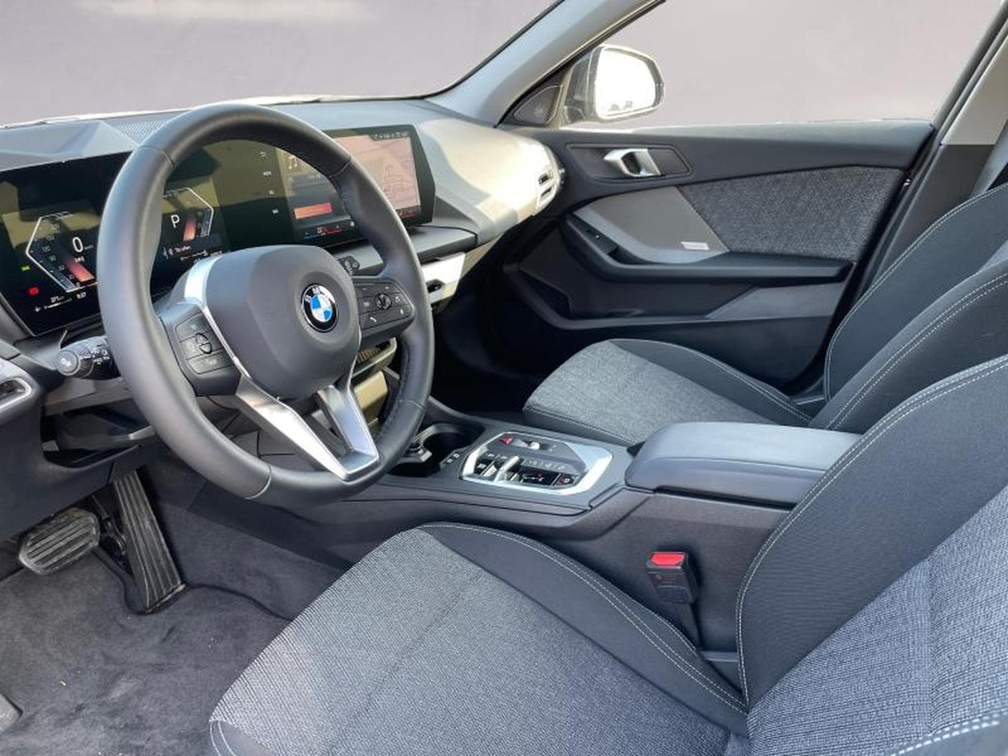 BMW 120 120 Kit M Sport (2024) - Foto 9