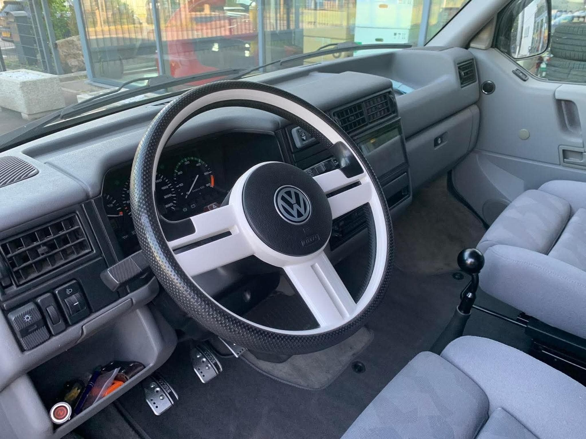 VW T4 Van aménagé (1994) - Photo 8