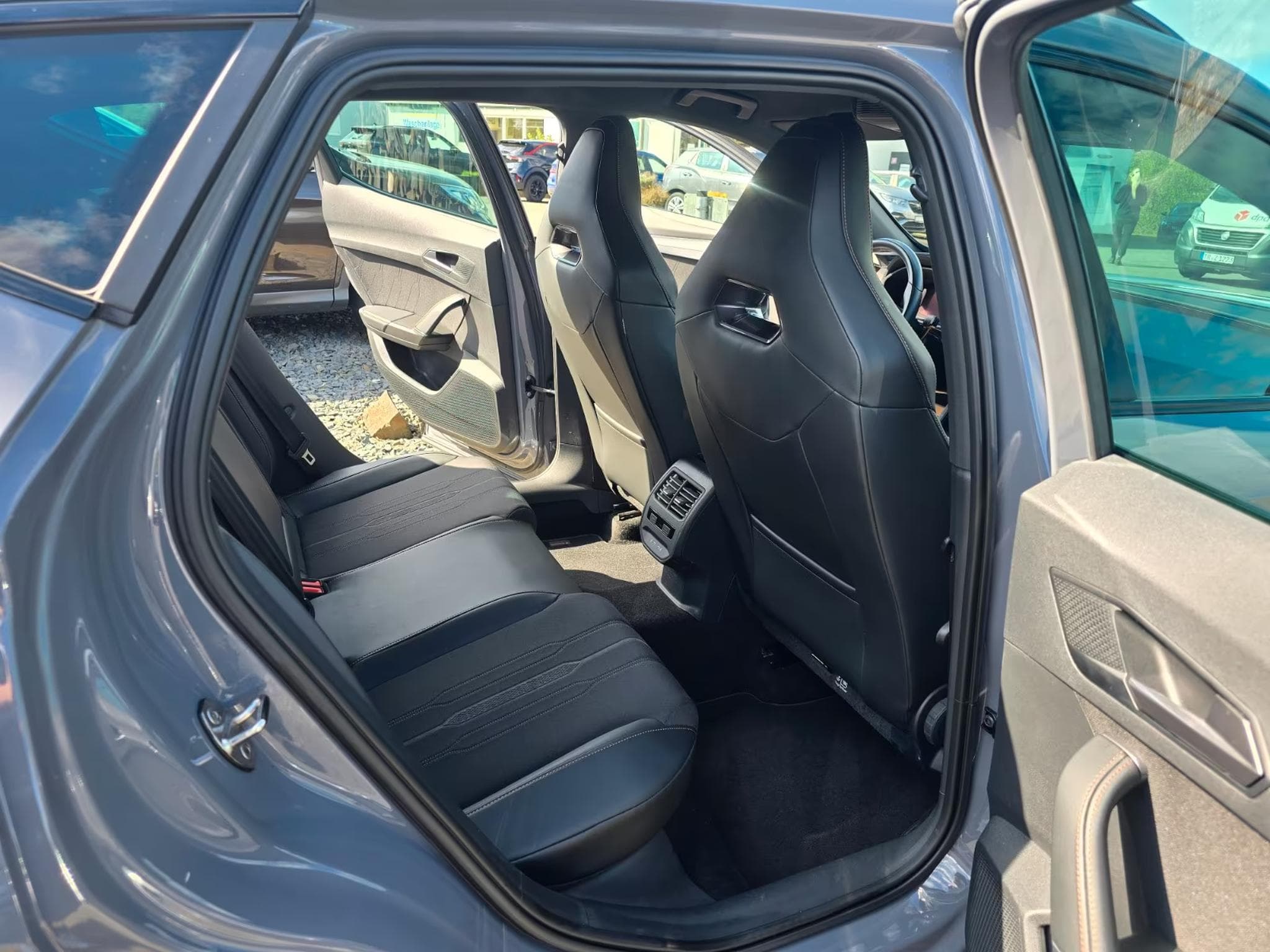 Cupra Formentor 2.0 TSI VZ 4Drive BEATS DCC NAVI (2021) - Photo 4