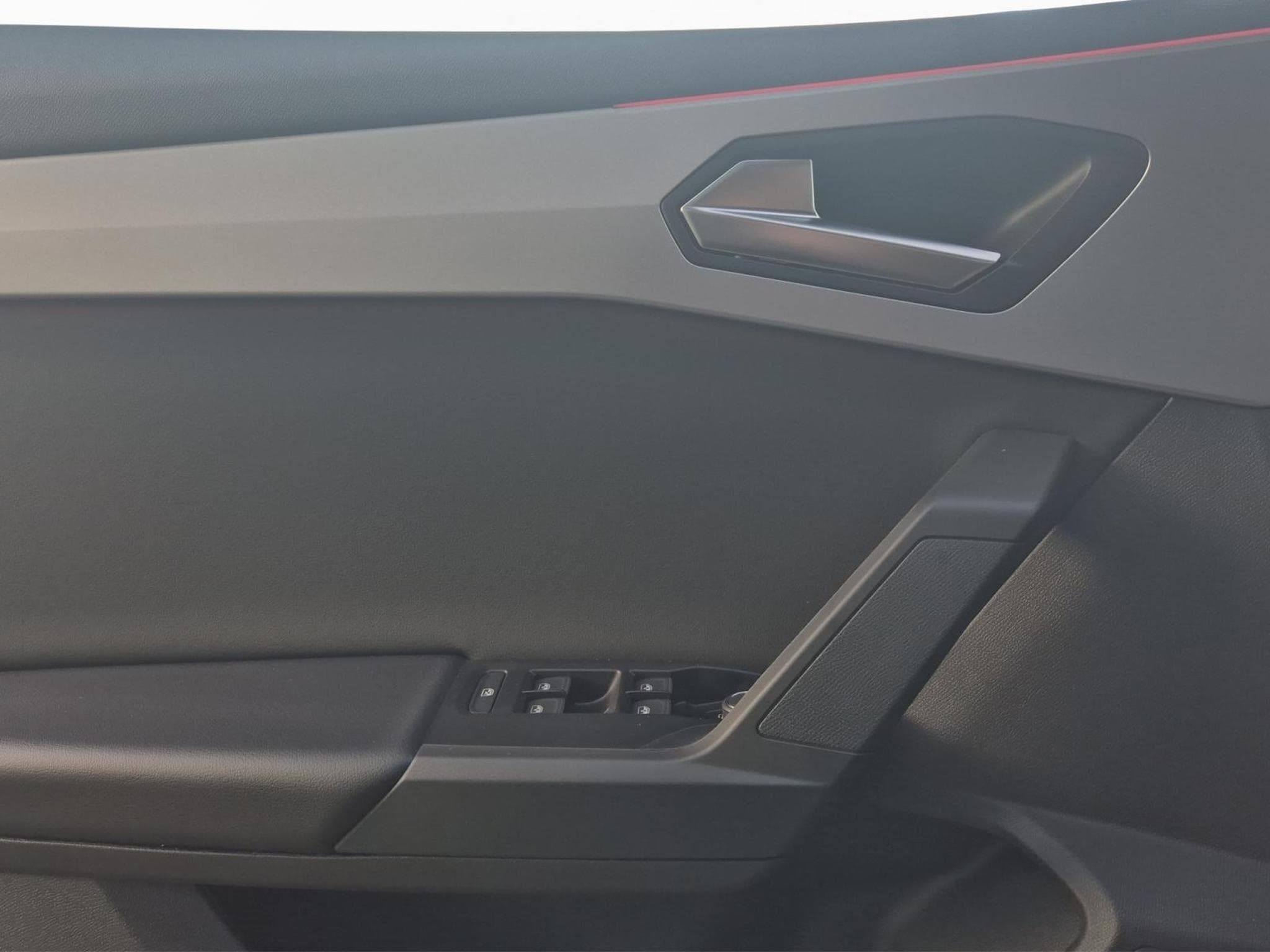 Seat Leon FR (2025) - Photo 13