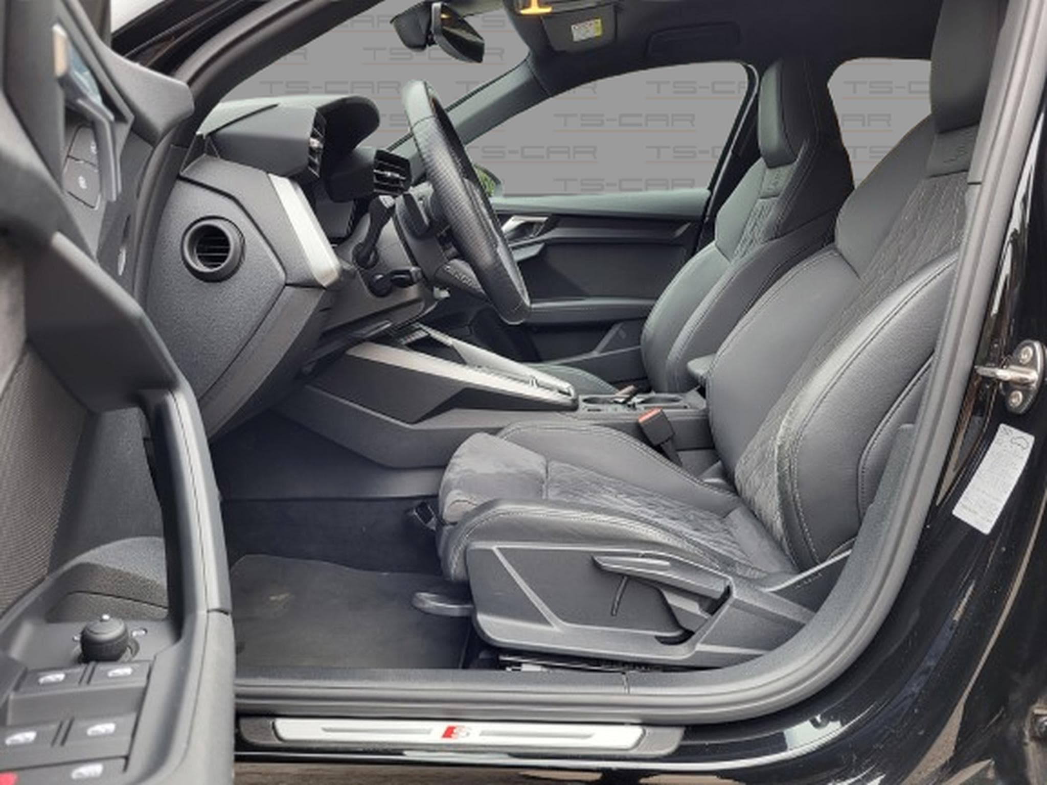 Audi A3 35 TFSI  150 cv S line Pack Platinium S Tronic (2021) - Photo 9