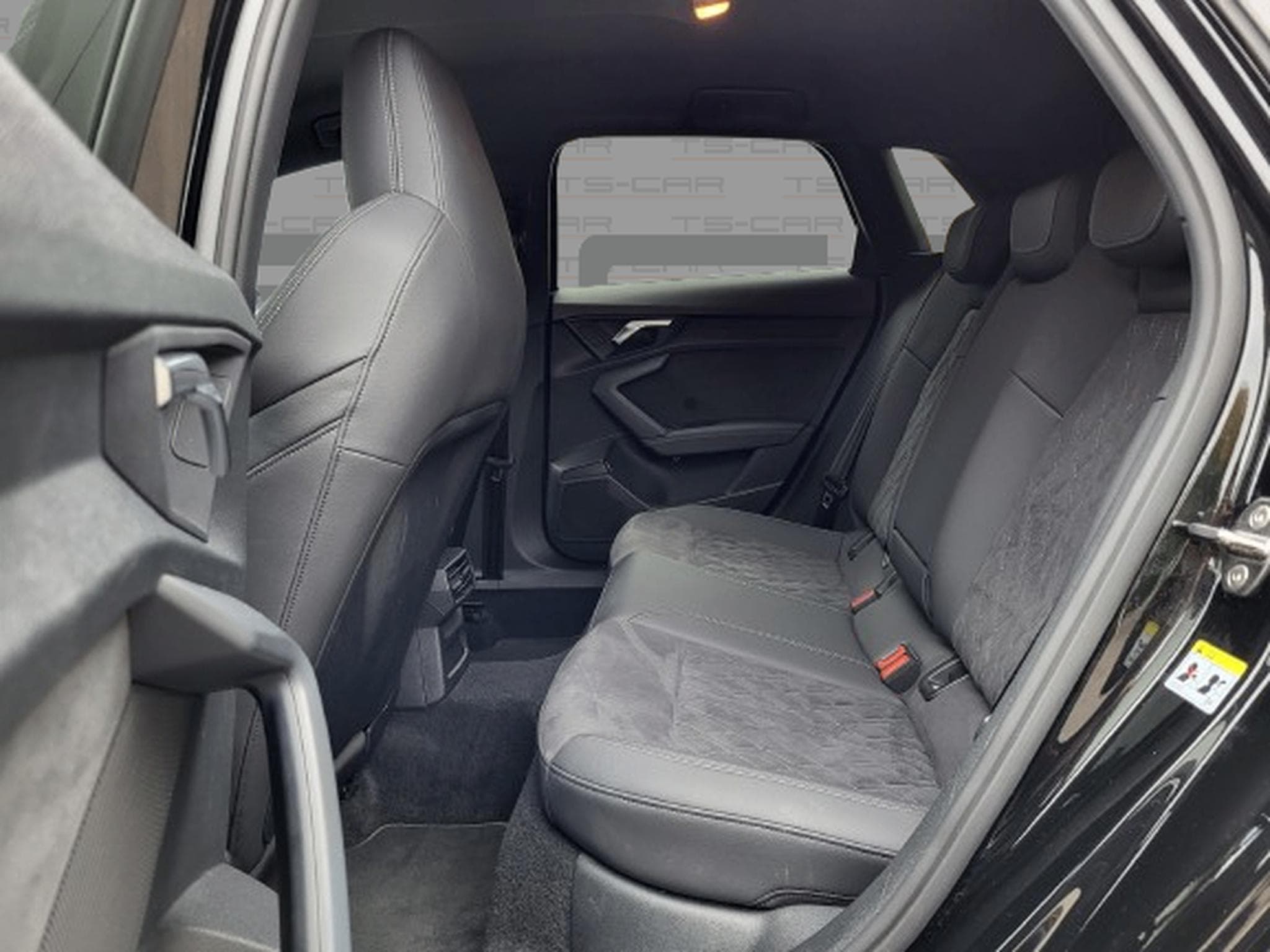 Audi A3 35 TFSI  150 cv S line Pack Platinium S Tronic (2021) - Photo 10