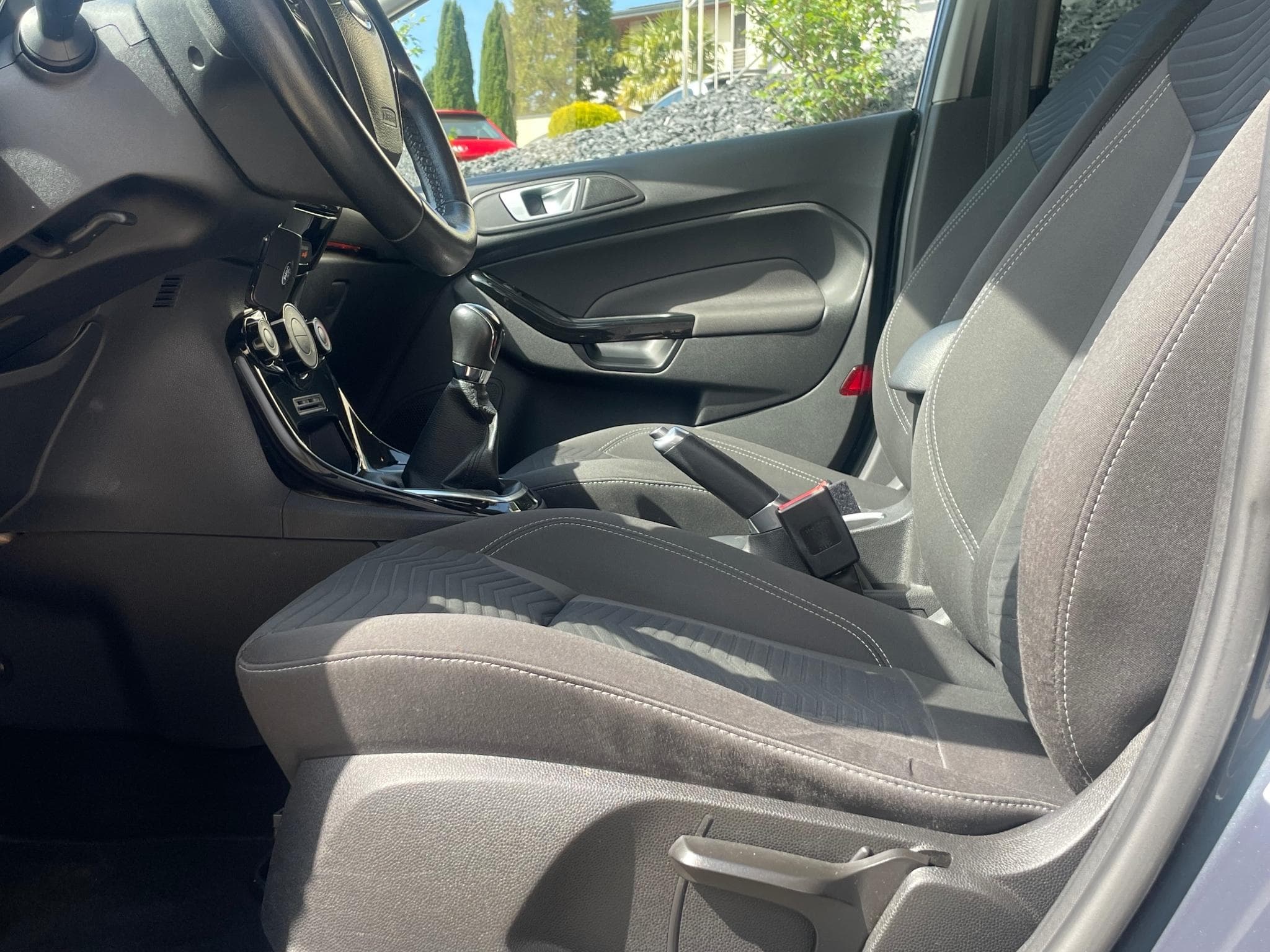 Ford Fiesta 1.0 (2013) - Photo 3