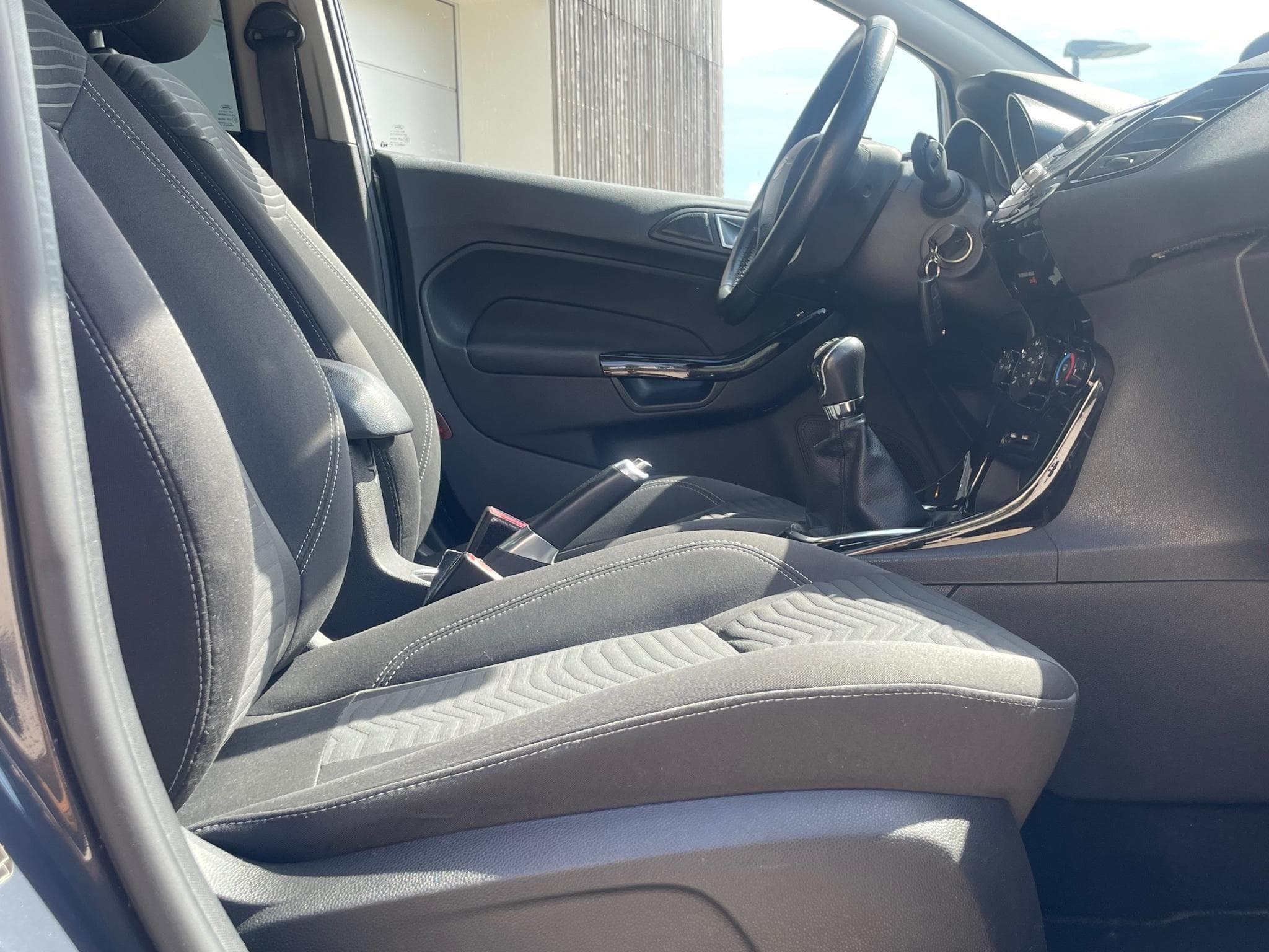 Ford Fiesta 1.0 (2013) - Photo 4