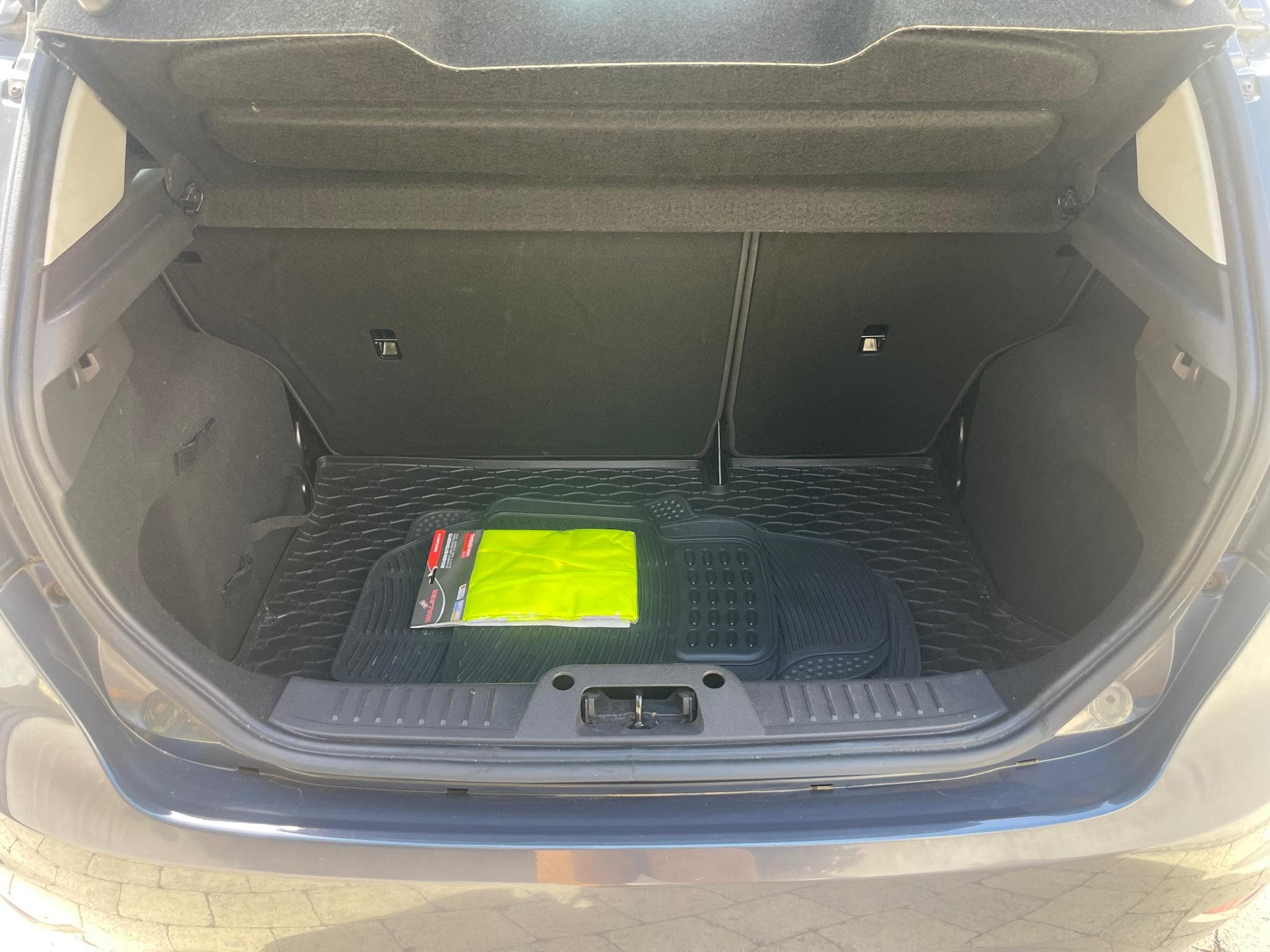 Ford Fiesta 1.0 (2013) - Photo 8