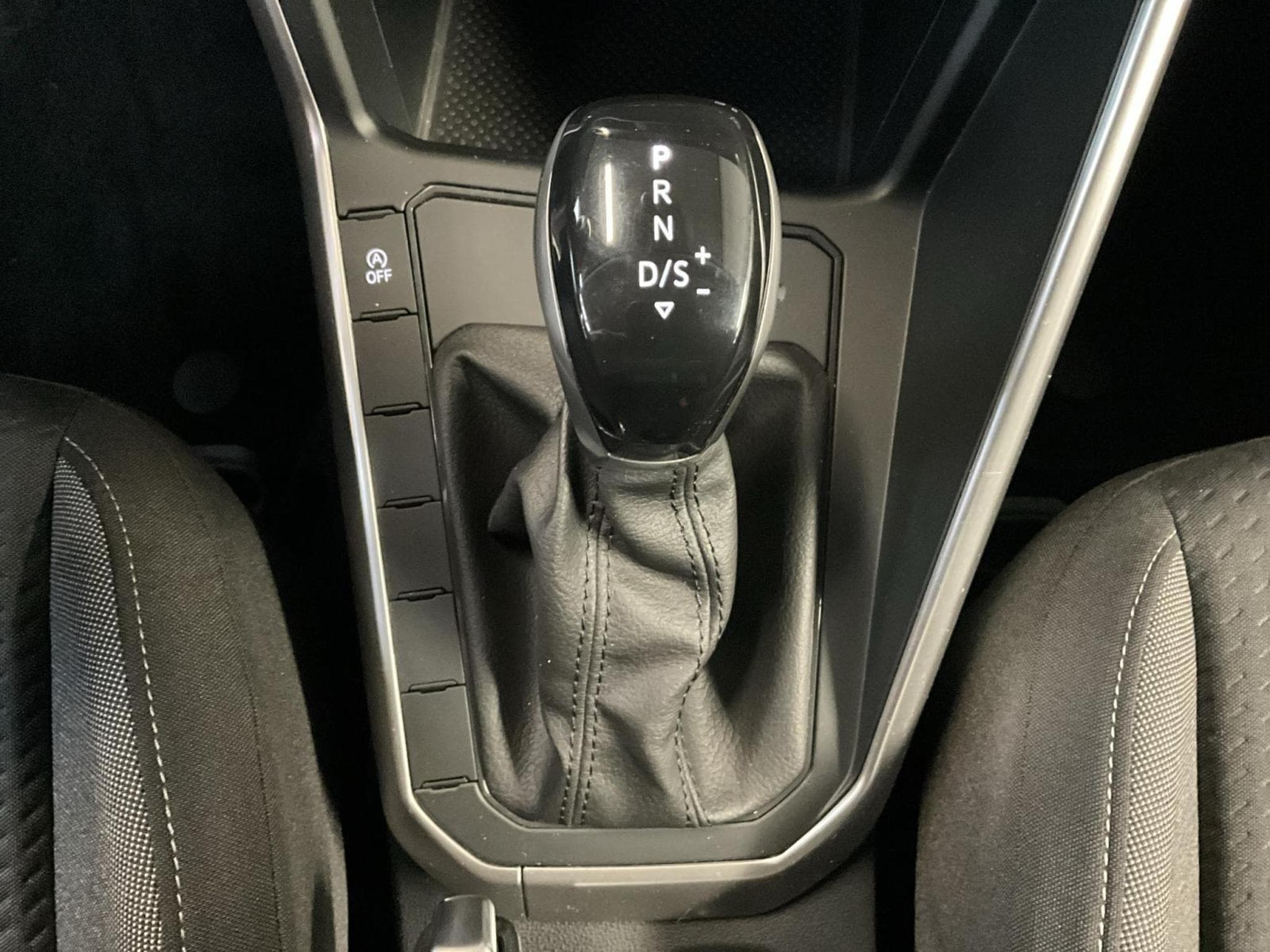 VW Polo Life+DSG+LED+Digi+RearView (2023) - Foto 12