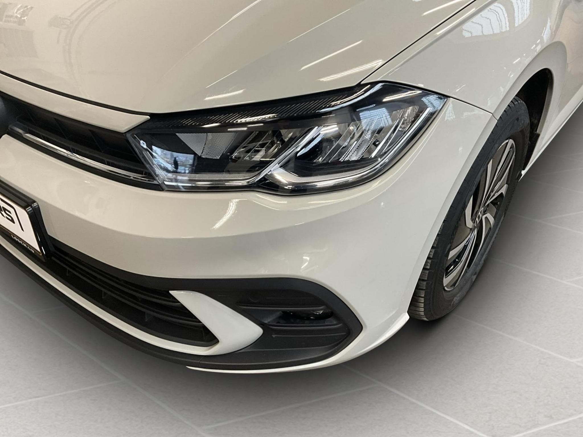 VW Polo Life+DSG+LED+Digi+RearView (2023) - Foto 17