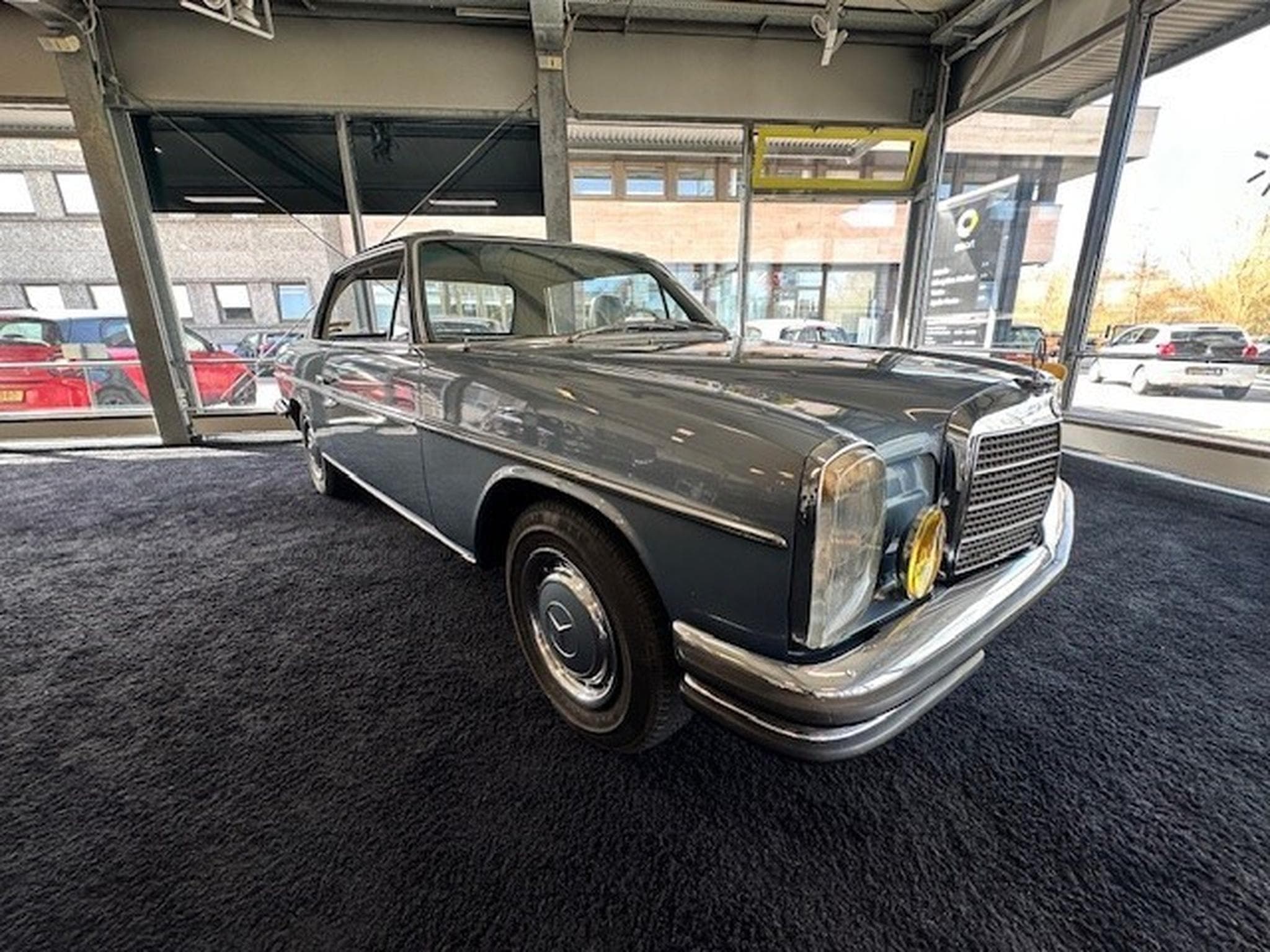 Mercedes 280 CE (1973) - Foto 3