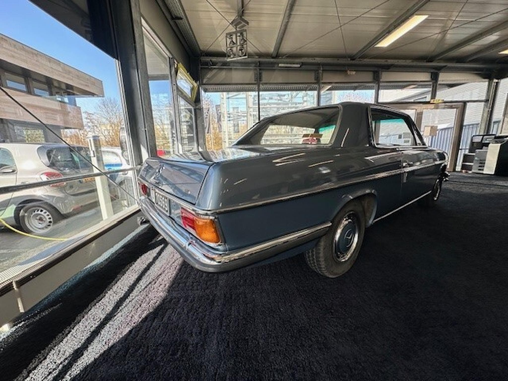 Mercedes 280 CE (1973) - Foto 5