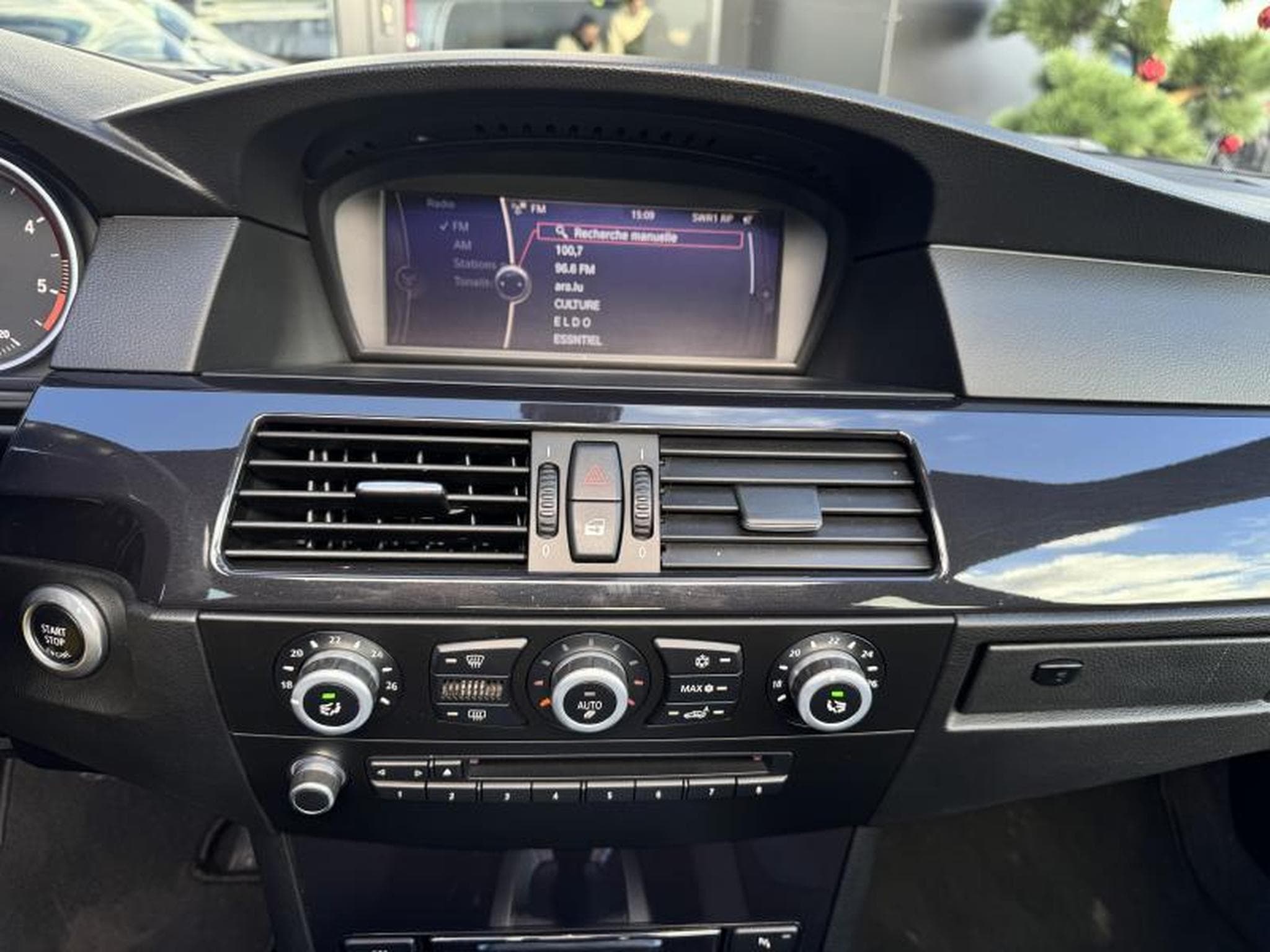 BMW 520 d (2009) - Photo 6