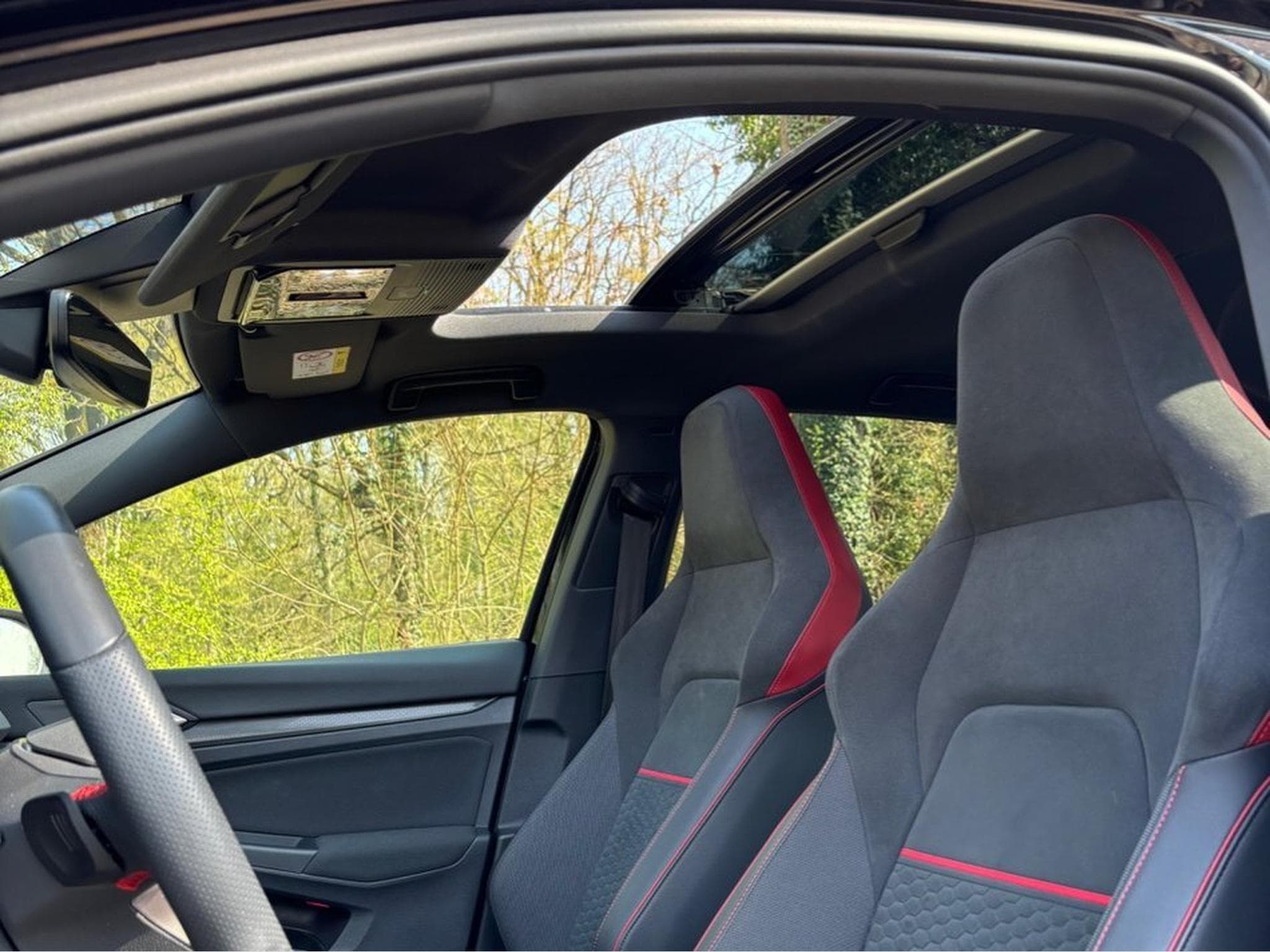 VW Golf GTI Clubsport 300ch (2021) - Foto 4